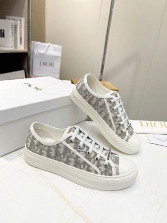 ua D*or walk'n' sneaker