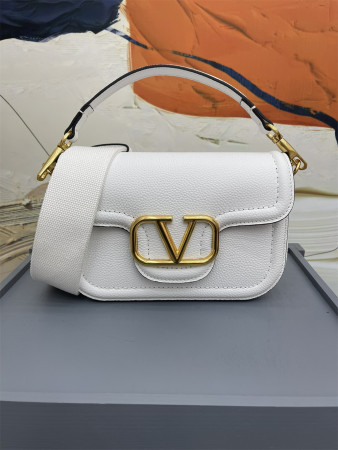 VALENTINO GARAVANI ALLTIME GRAINY CALFSKIN SHOULDER BAG IVORY 23.5x18X8cm