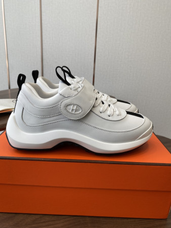 UA Hermès Loop Sneaker