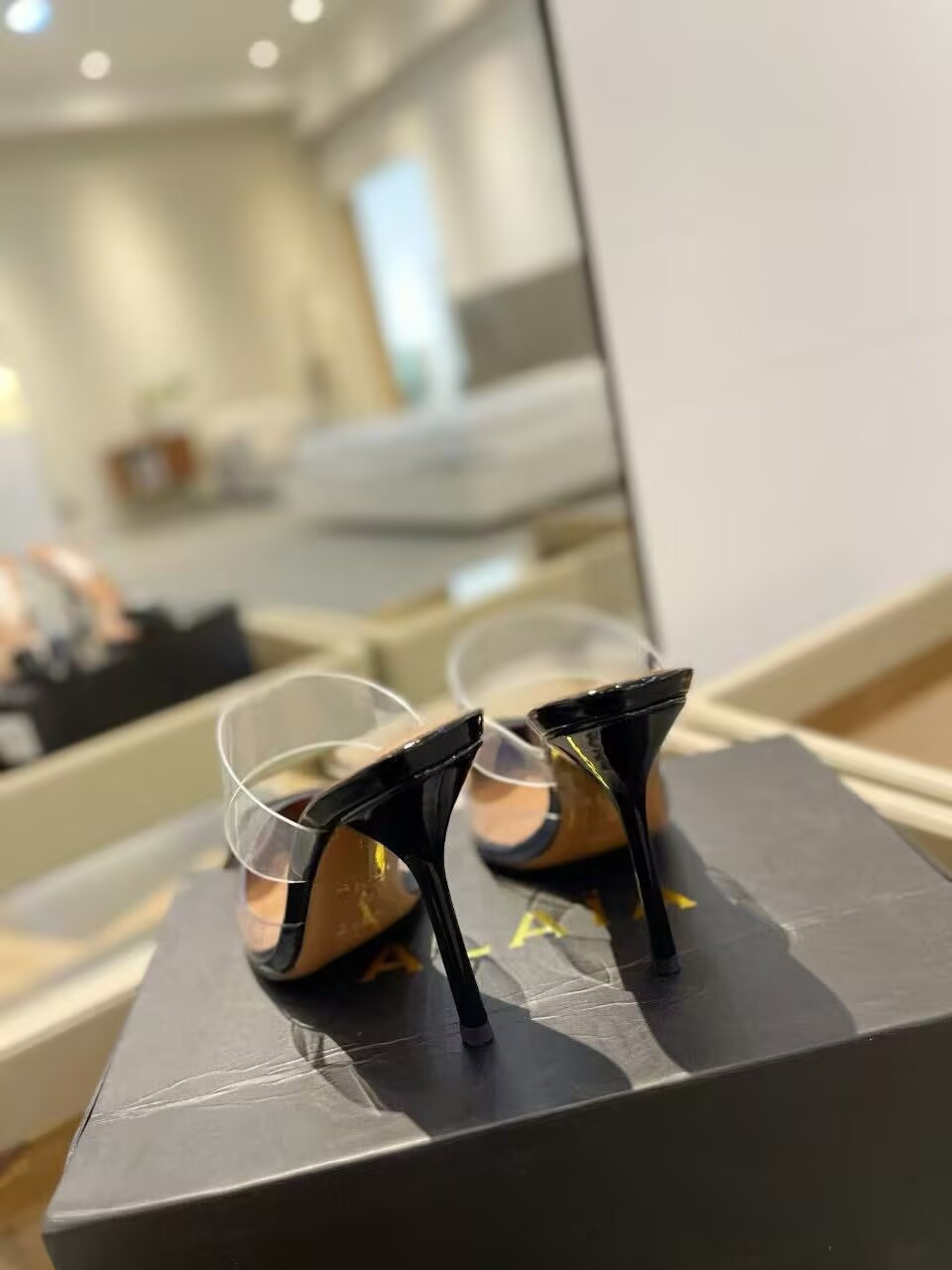 UA ALAÏA Le Coeur Mule Heart-Toe Slingback Pump 10.5cm Heel