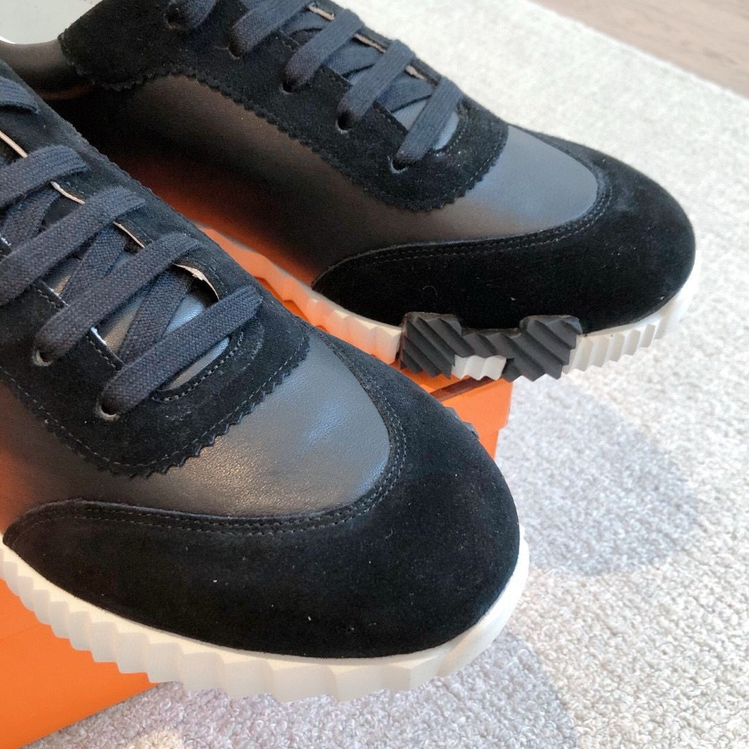 UA Hermès Bouncing Sneaker