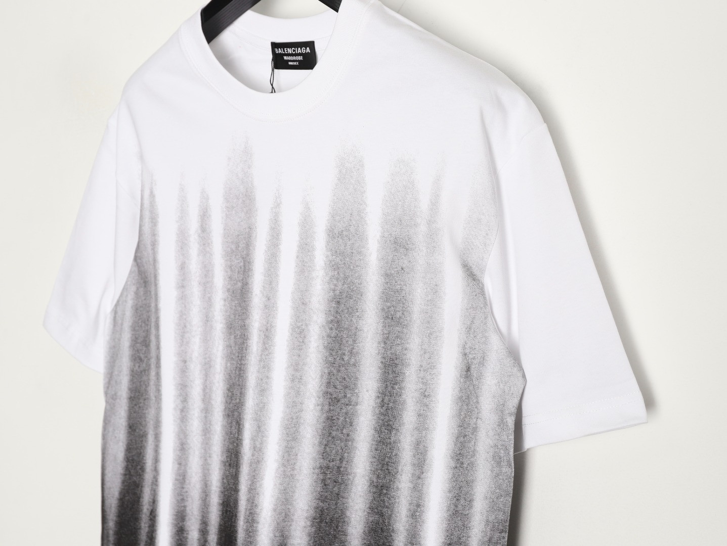 Balenciga 24ss Short-sleeved T-shirt