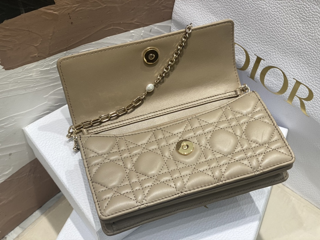 miss D*or mini handbag beige cannage woven pattern lambskin s0980onmj_m52u 21 x 11.5 x 4.5 cm
