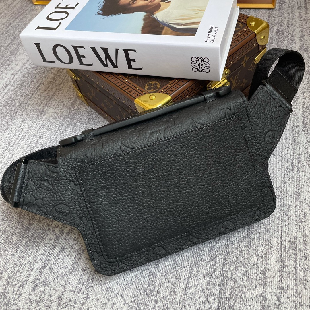 LV S LOCK SLING BAG M58487