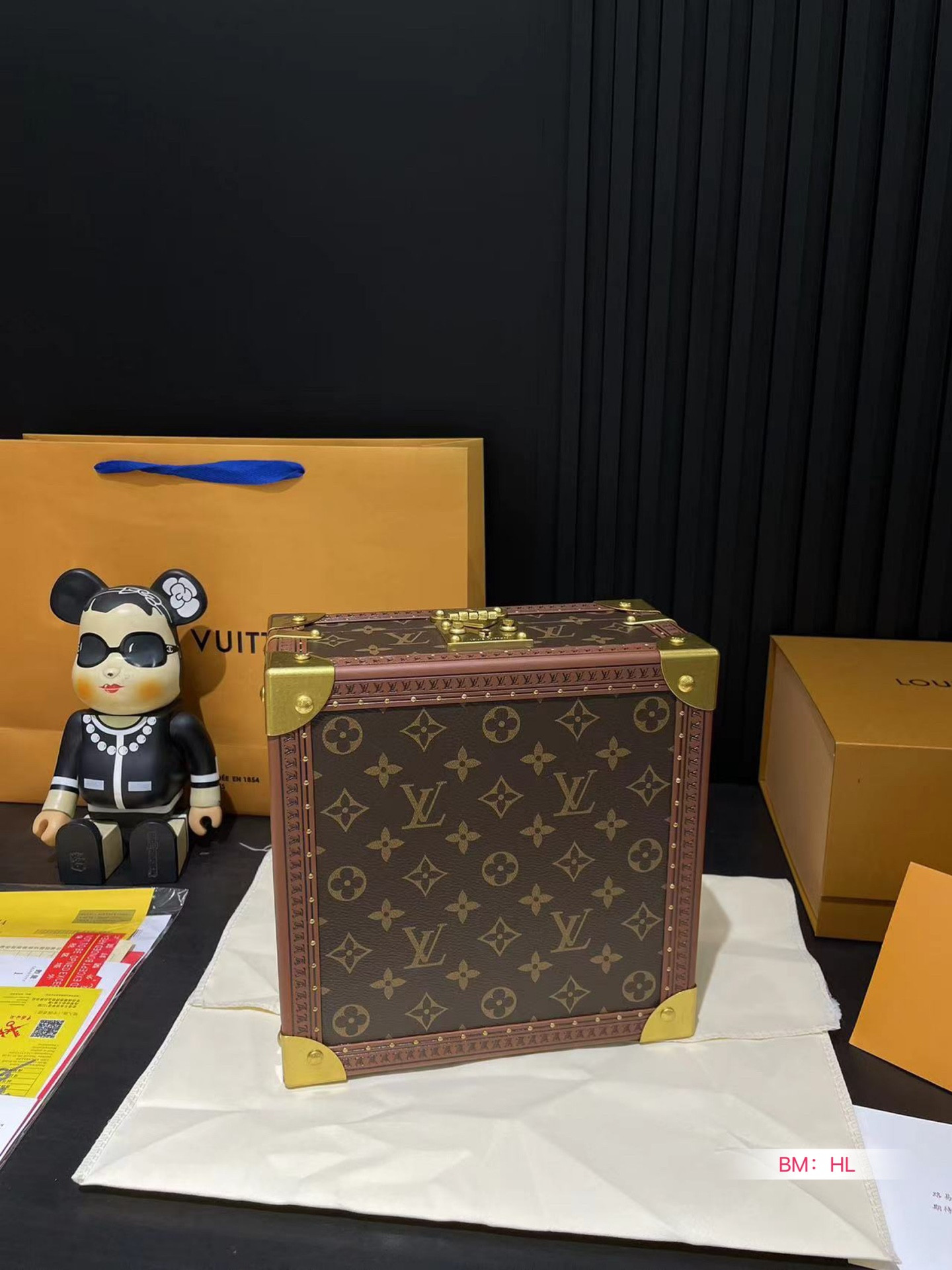 LV M13513 Jewelry Box black 9.4 x 4.9 x 9.4 inches