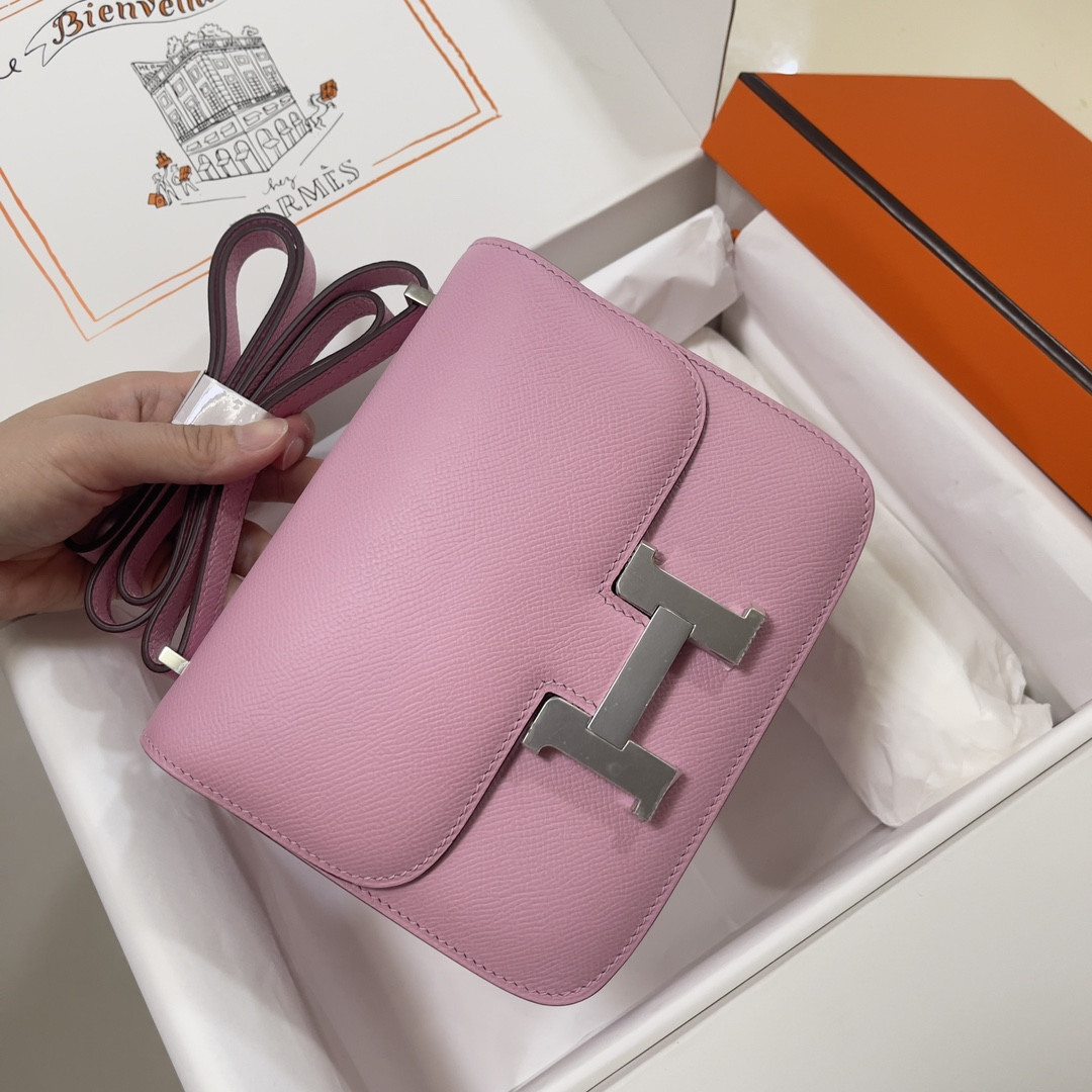 Hermès Constance 19 Epsom Silver Hardware 7.25" x 6.25" x 2.25"
