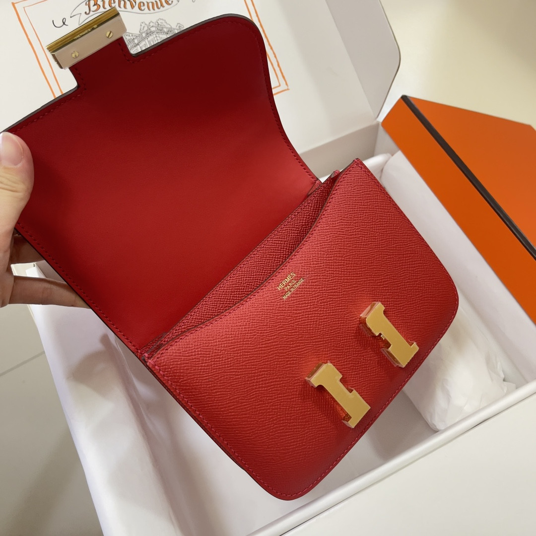 Hermès Constance 19 Epsom Gold Hardware 7.25" x 6.25" x 2.25"