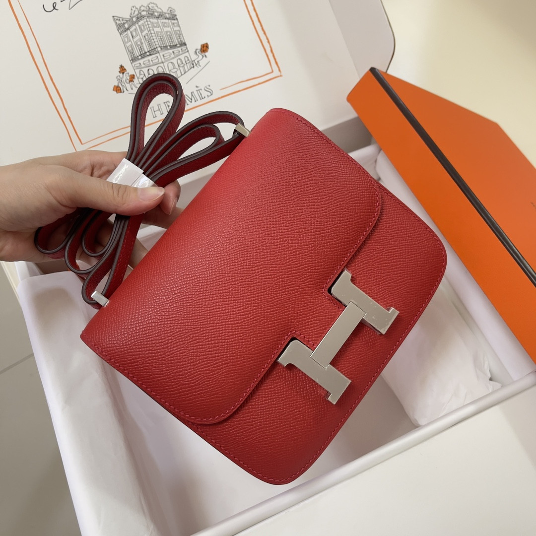Hermès Constance 19 Epsom Silver Hardware 7.25" x 6.25" x 2.25"