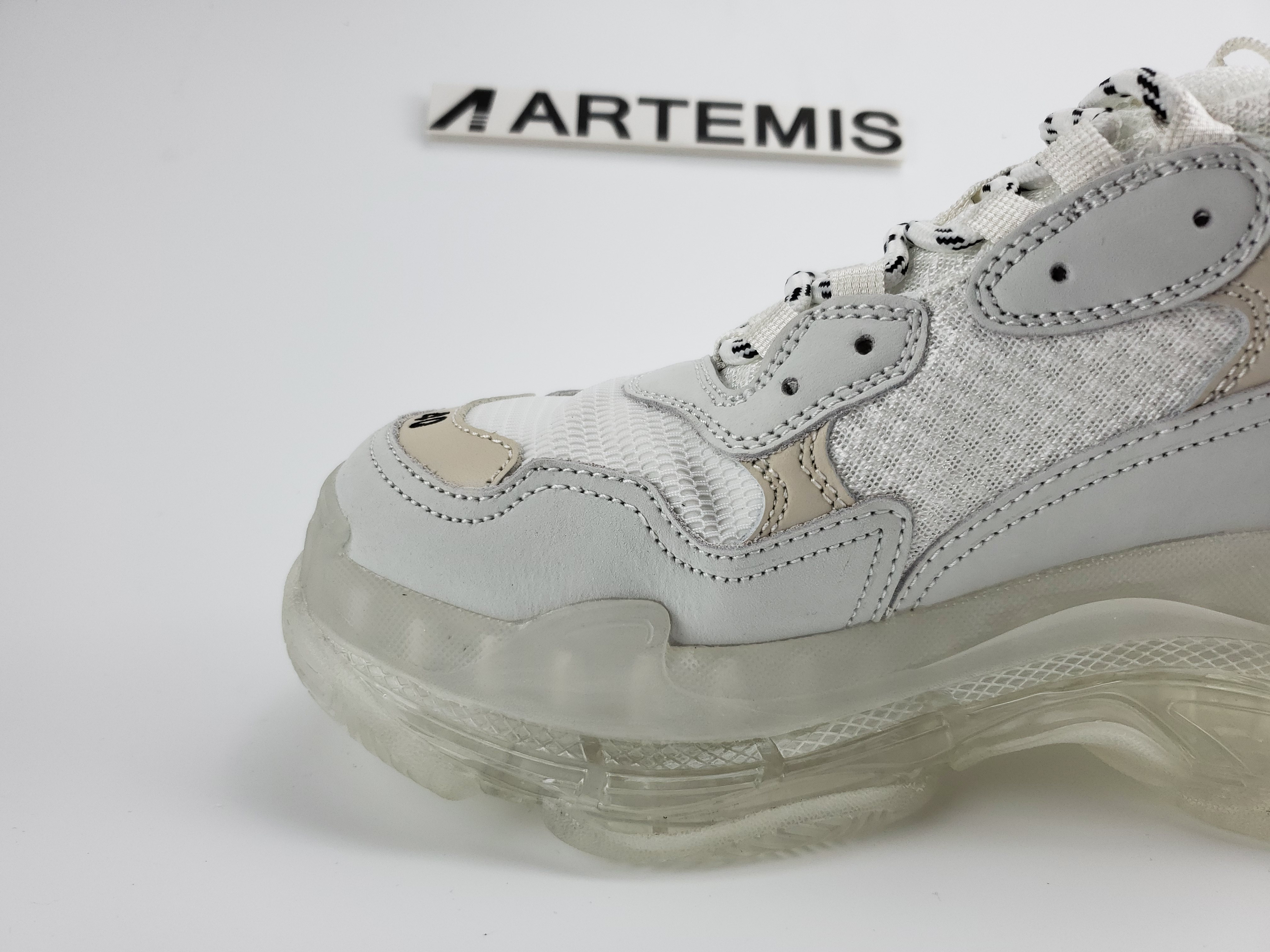 Balenciga Triple S Clear Sole White