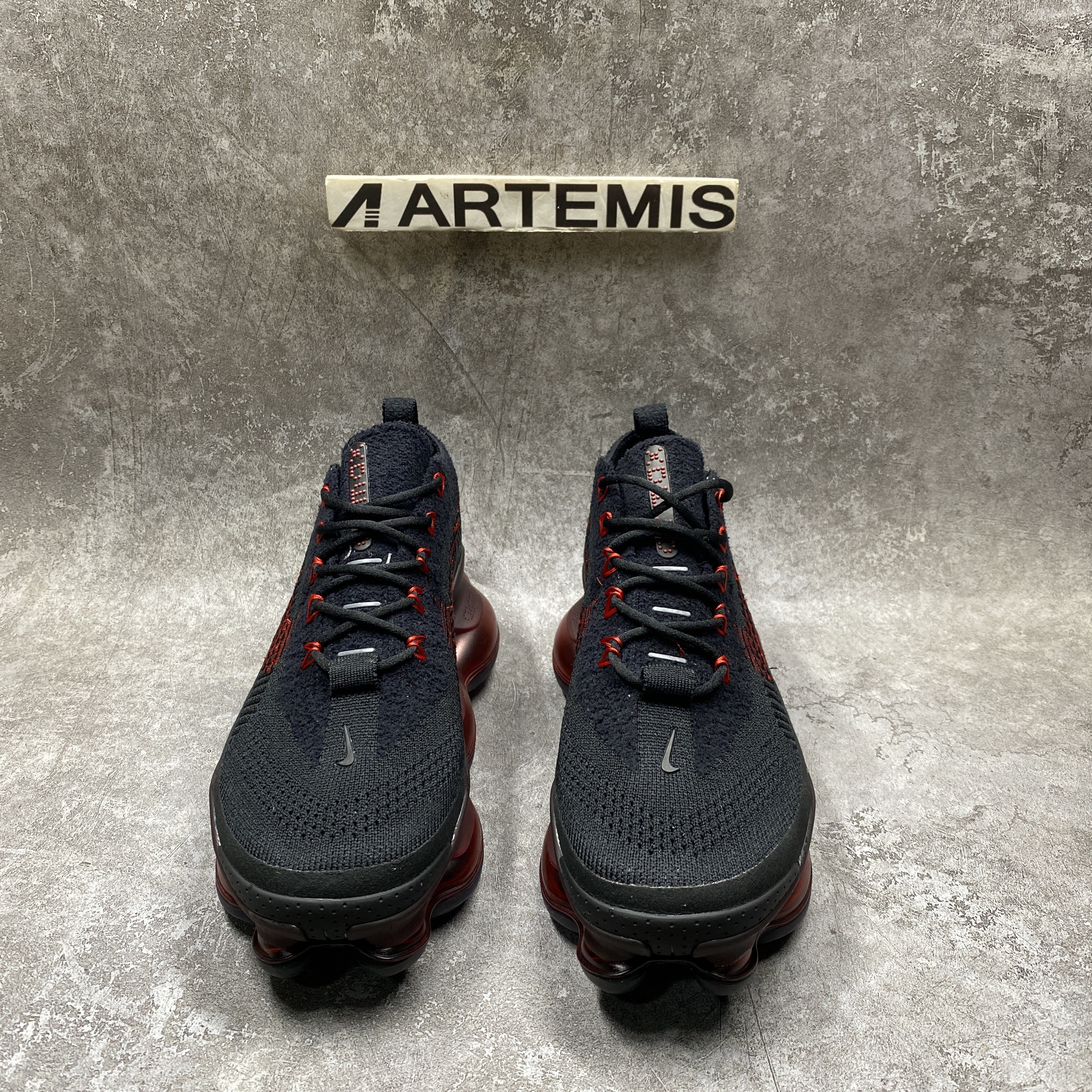Nike Air Max Scorpion Flyknit Bred