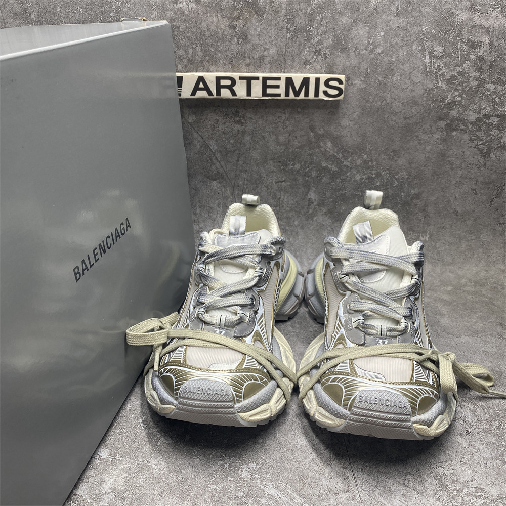 UA Balenciga 3XL Sneaker
