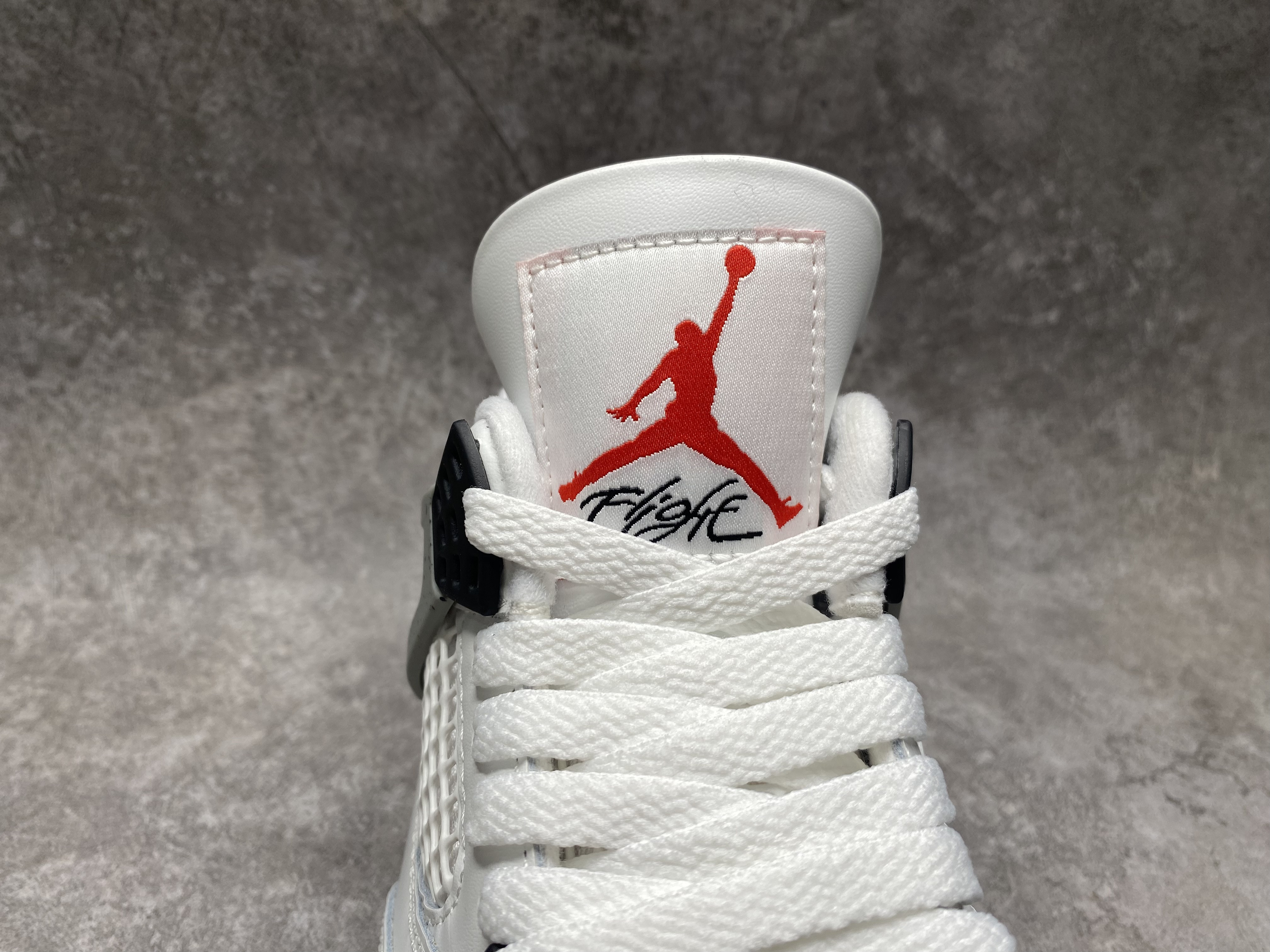 UA Air Jordan 4 Retro
