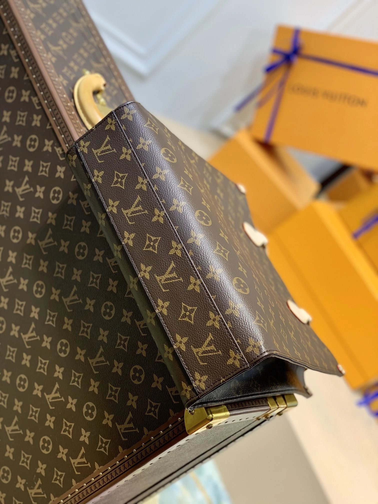 LV SAC PLAT PM M45848