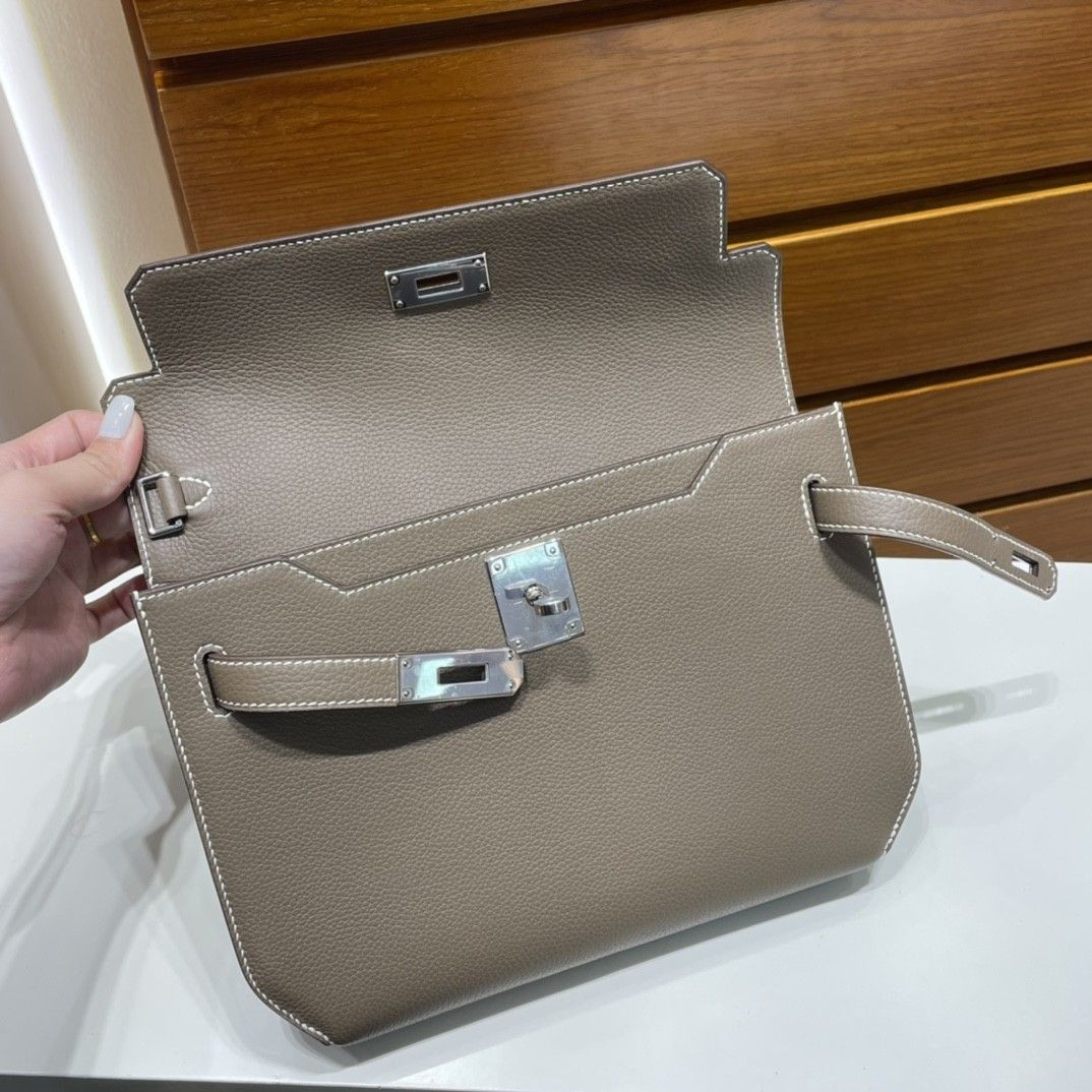 Hermès Kelly Depeches Togo 25cm
