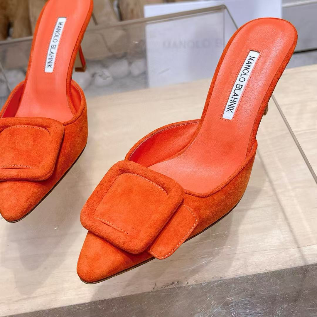 UA Manolo Blahnik Mules 7.5cm