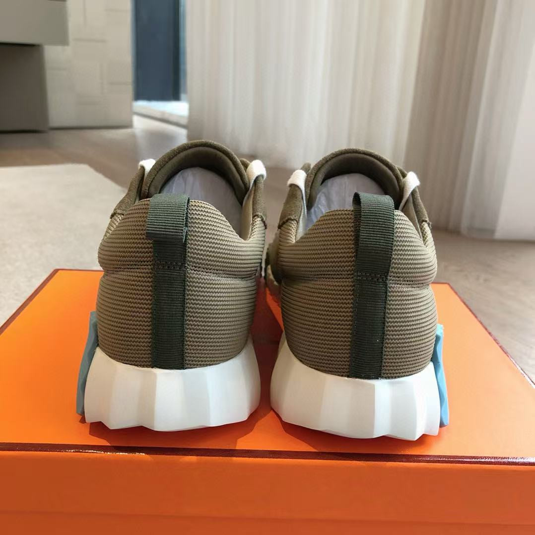 UA Hermès Bouncing Sneaker