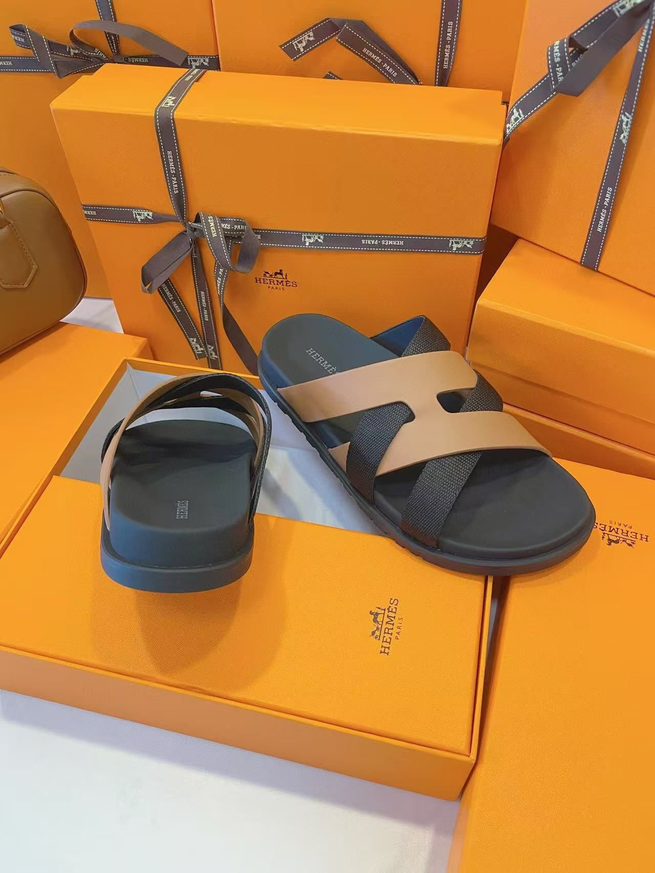 UA Hermès Kazimir Sandal
