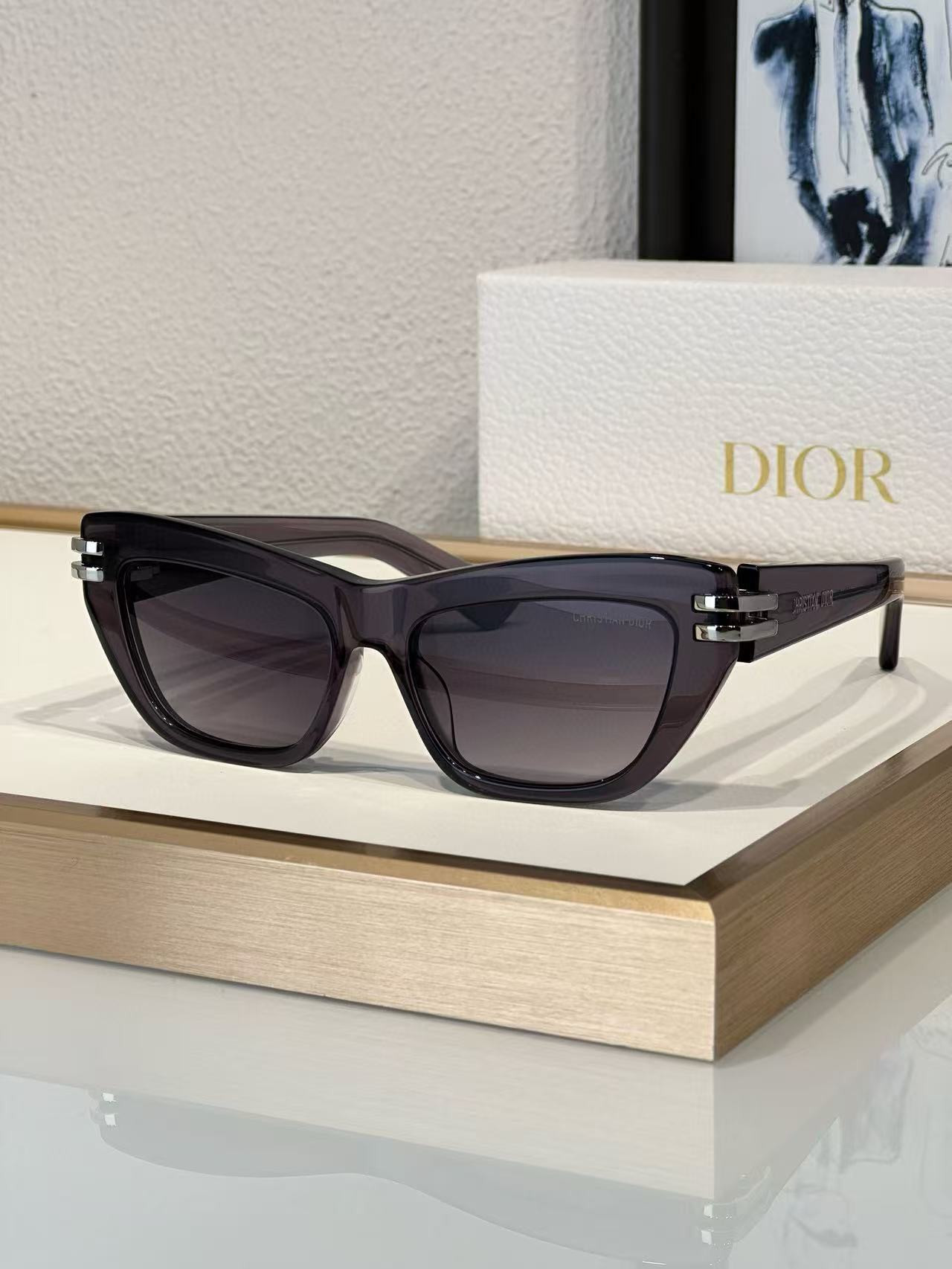 D*or glasses