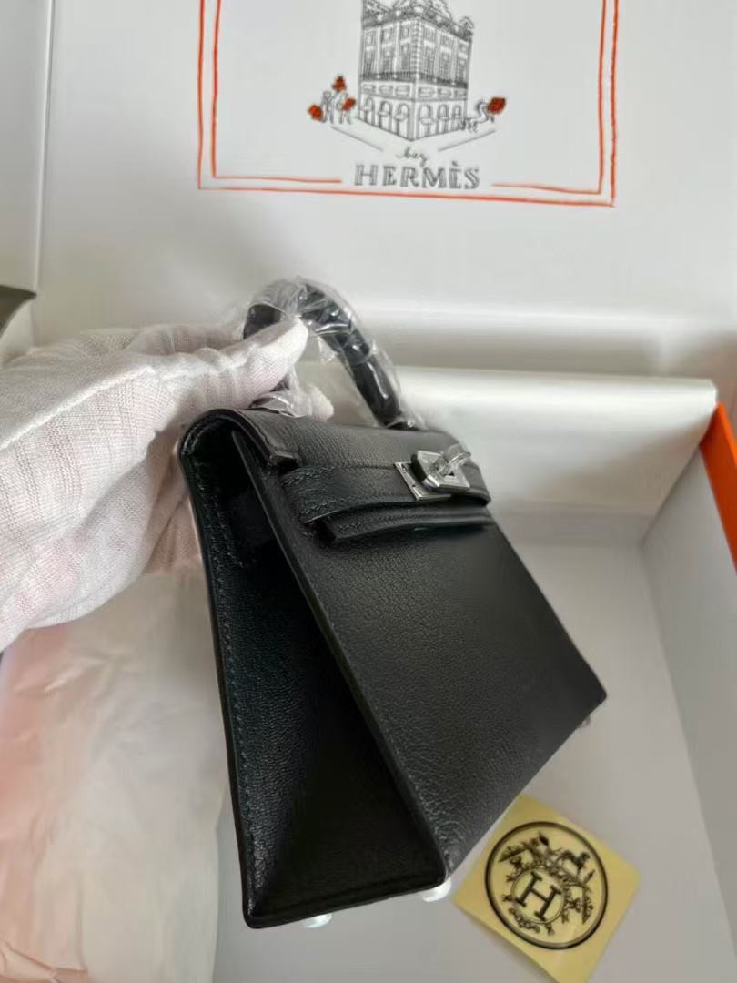 Hermès Mini Kelly Chèvre 19 19×6×12cm