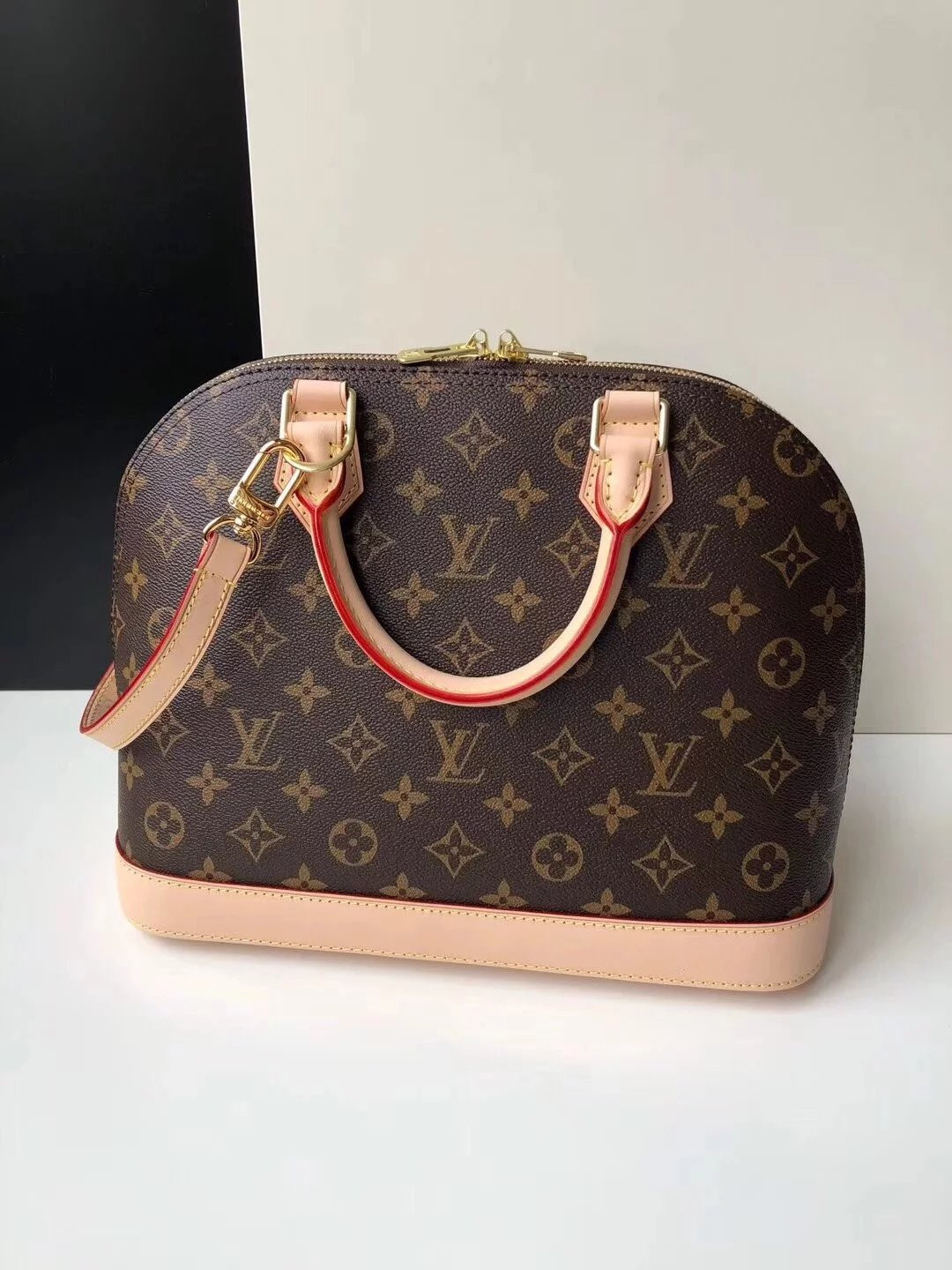 LV ALMA PM M53151