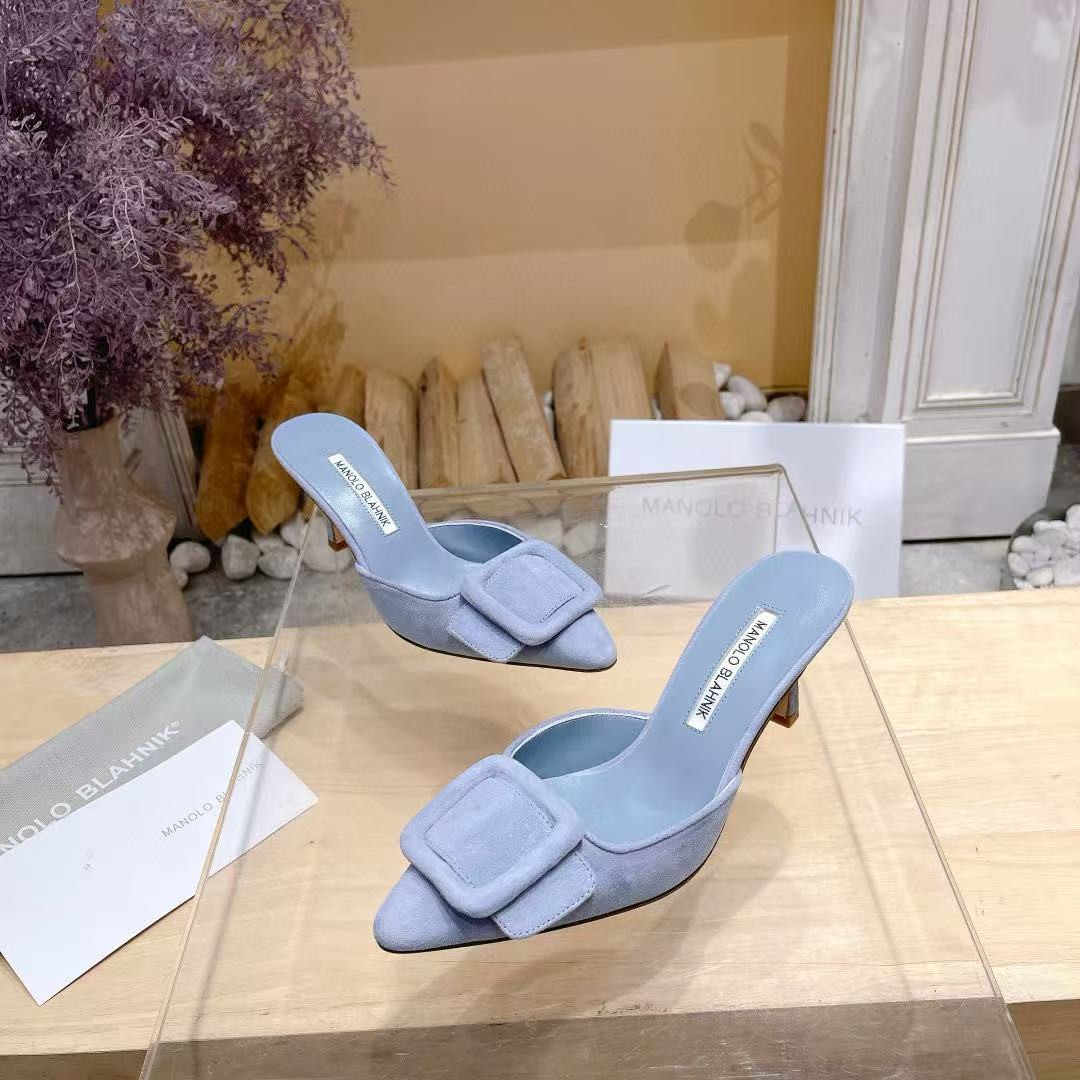 UA Manolo Blahnik Mules 7.5cm