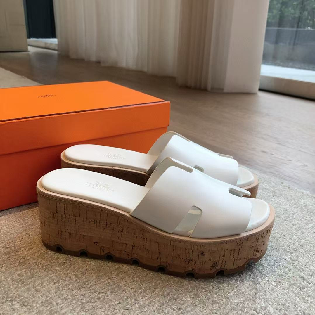 ua H**mes eze 30 sandal