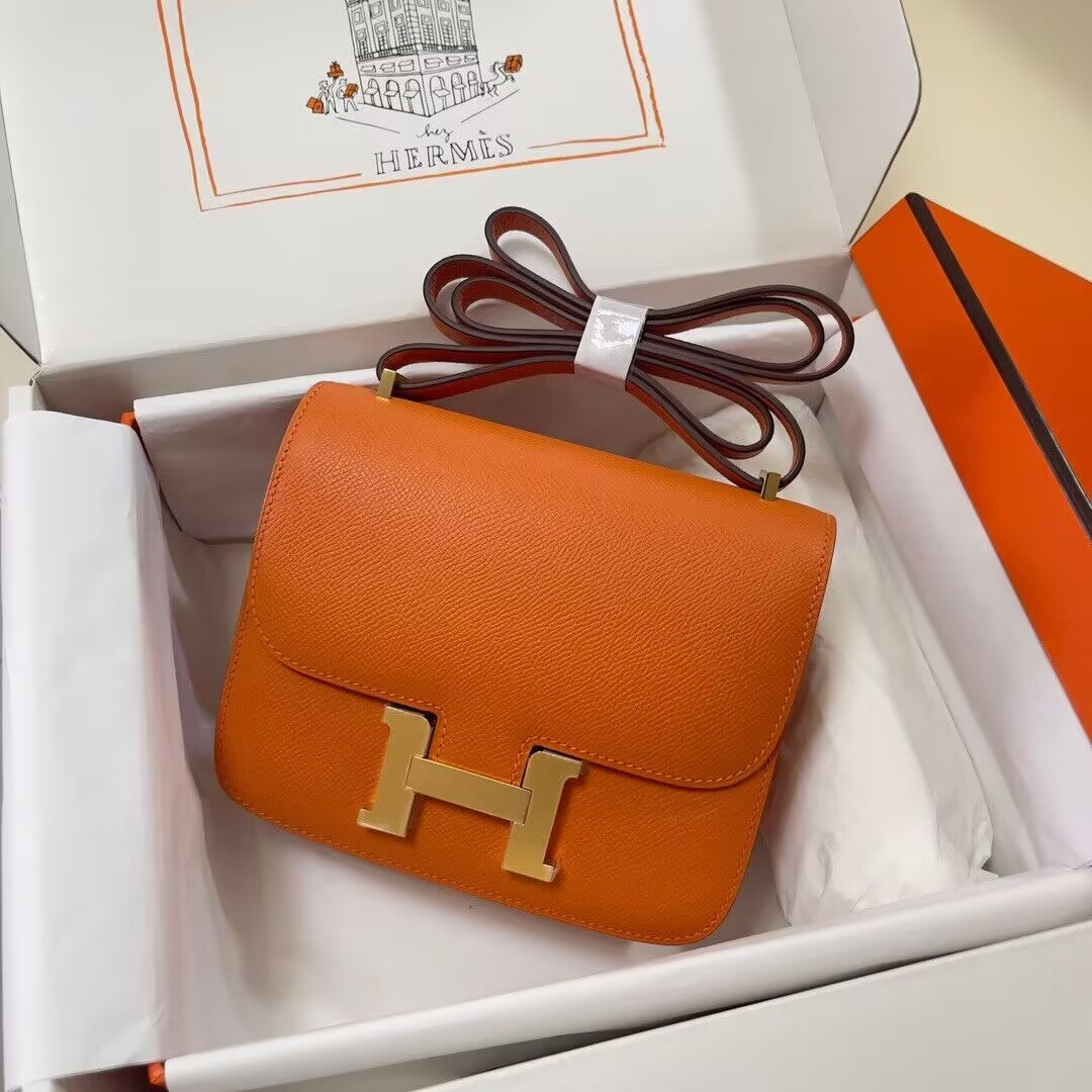 Hermès Constance 19 Epsom Gold Hardware 7.25" x 6.25" x 2.25"