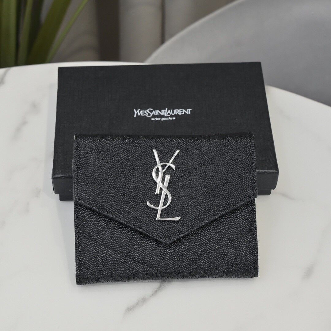 Y*L cassandre matelassé compact tri fold wallet in grain de poudre leather 12.5 x 10 x 2.5 cm