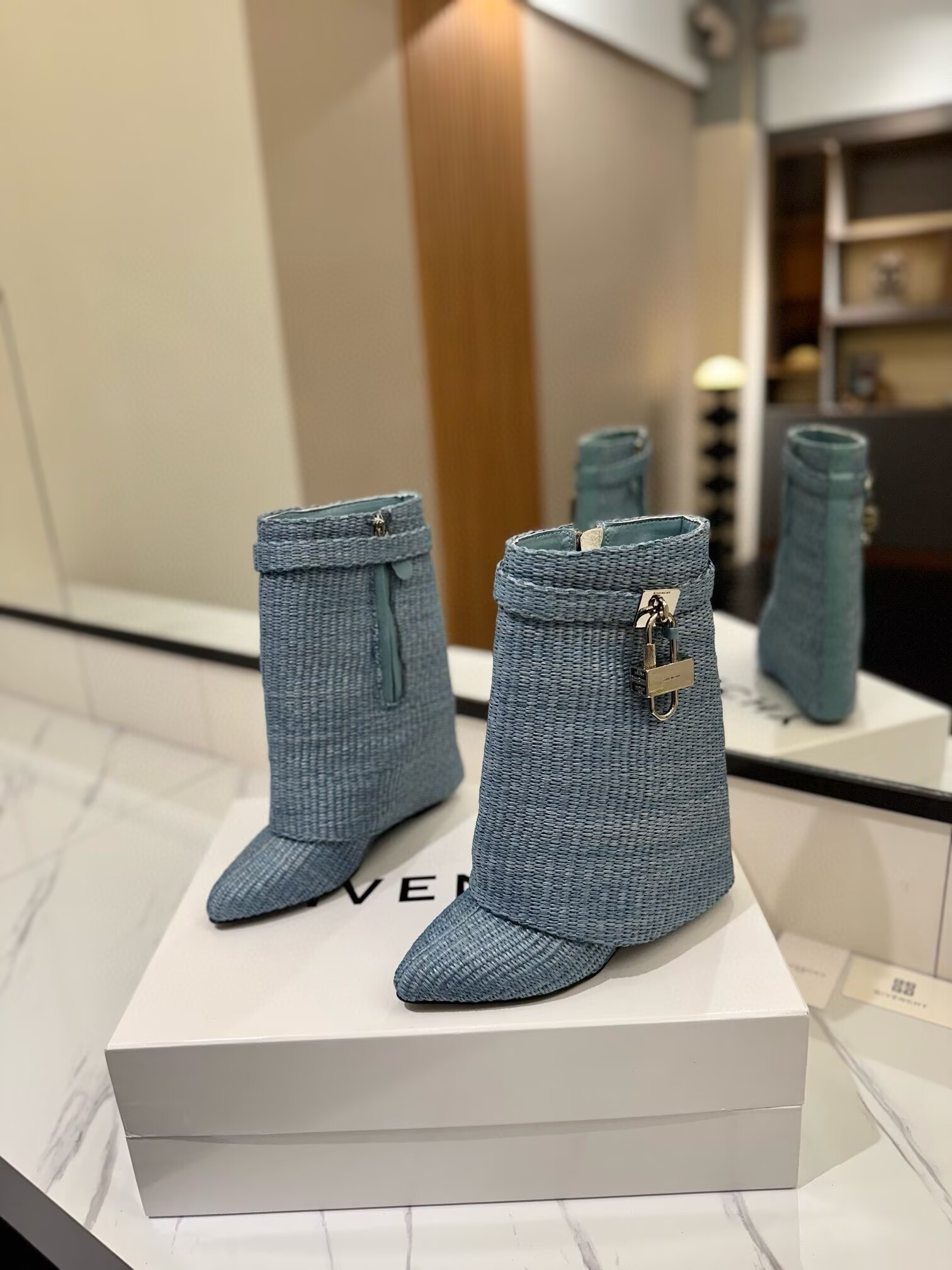 UA Givenchy Boots
