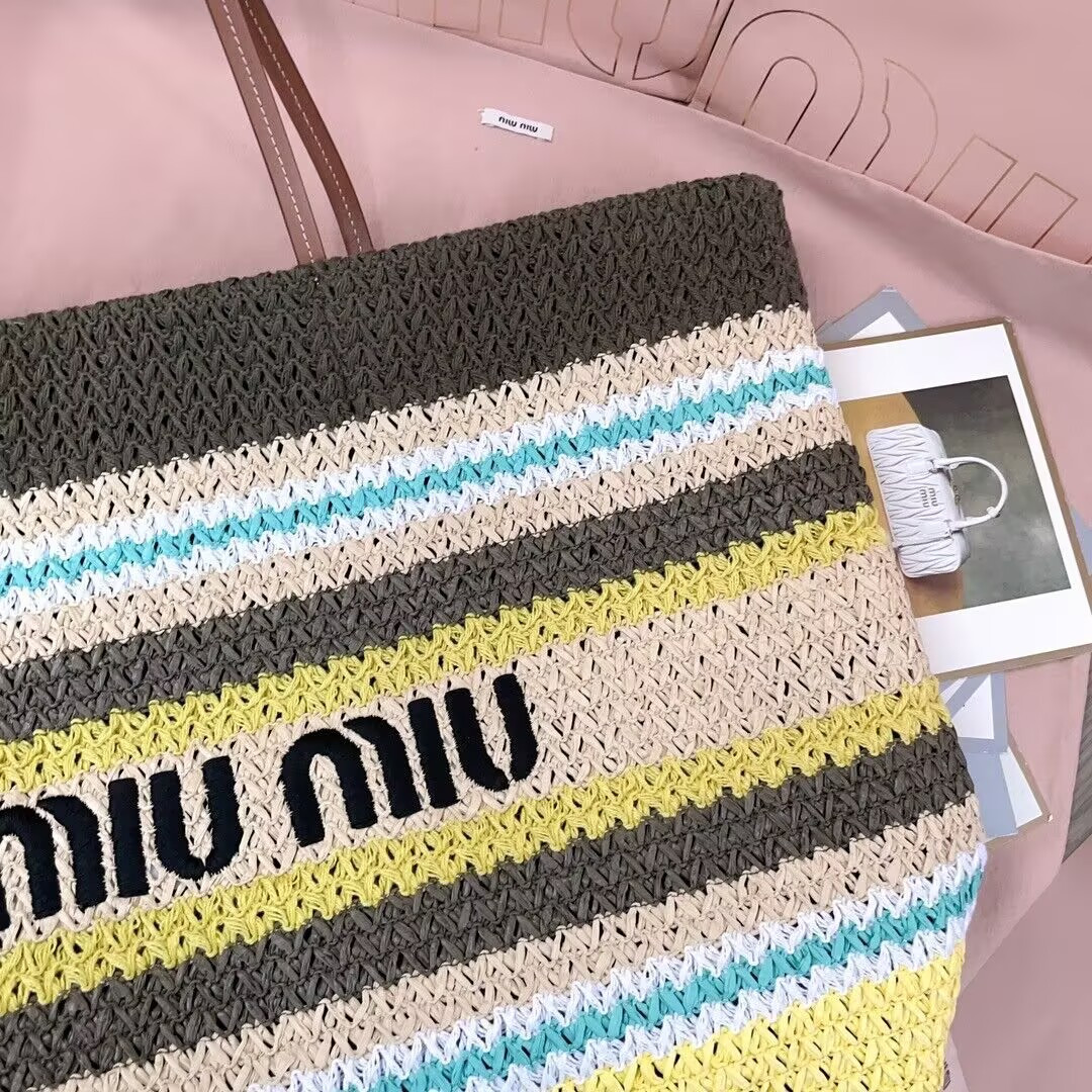 Miu Miu Raffia-effect woven tote bag 40x34x16cm