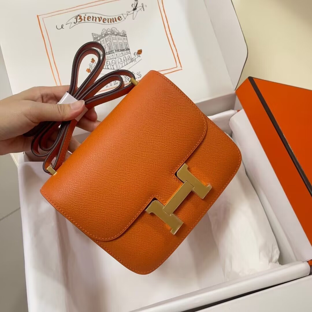 Hermès Constance 19 Epsom Gold Hardware 7.25" x 6.25" x 2.25"