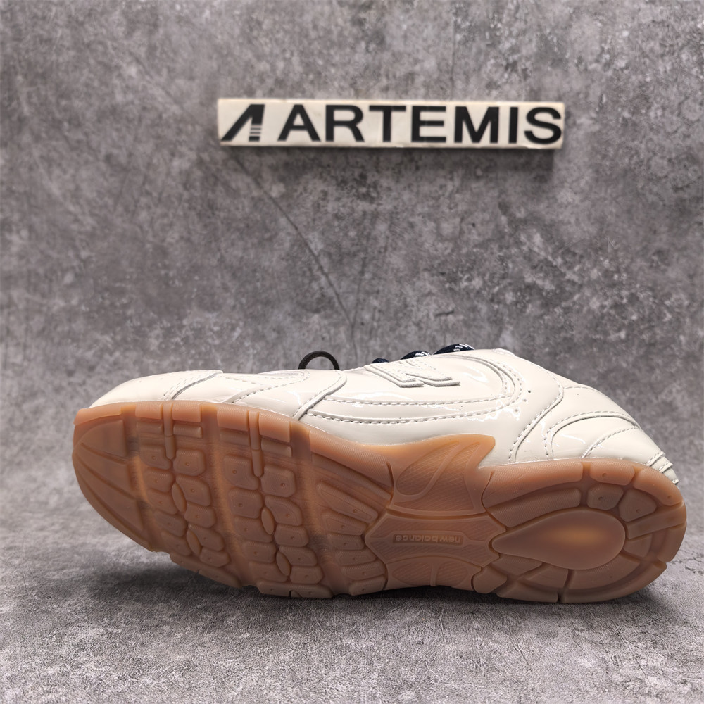 UA Miu Miu x New Balance 530 SL leather sneakers