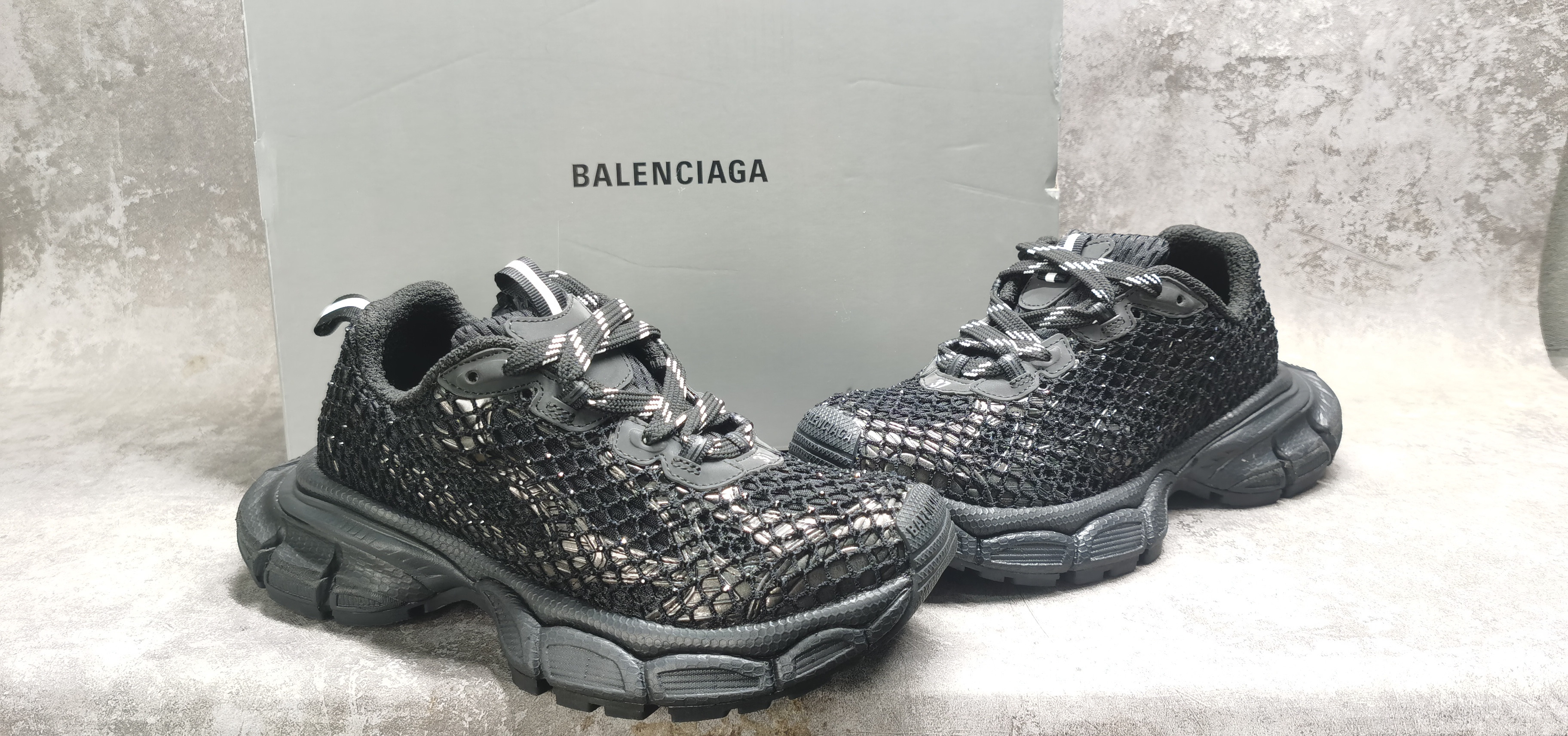 UA Balenciga 3XL Sneaker