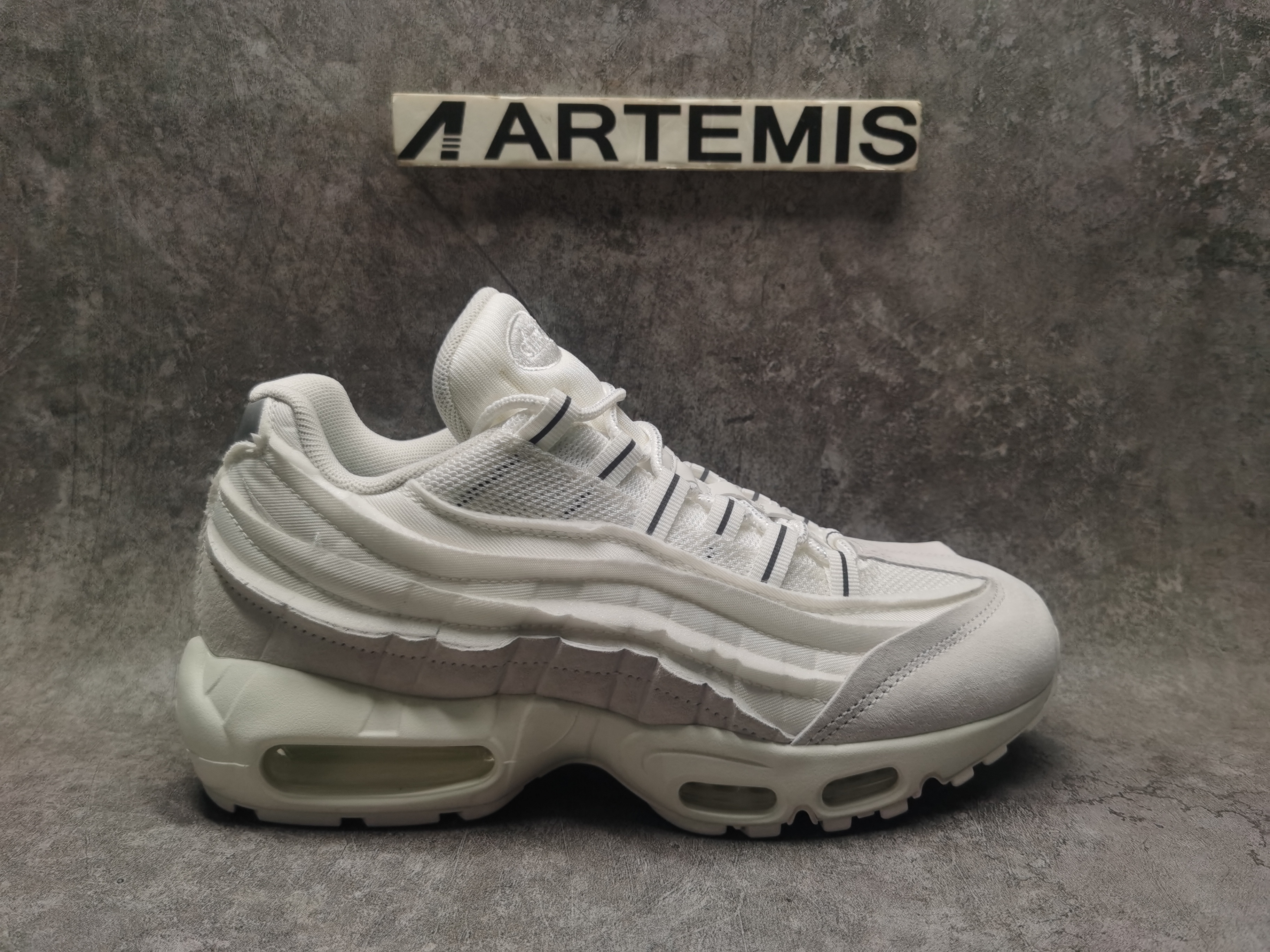 UA Nike Air Max 95