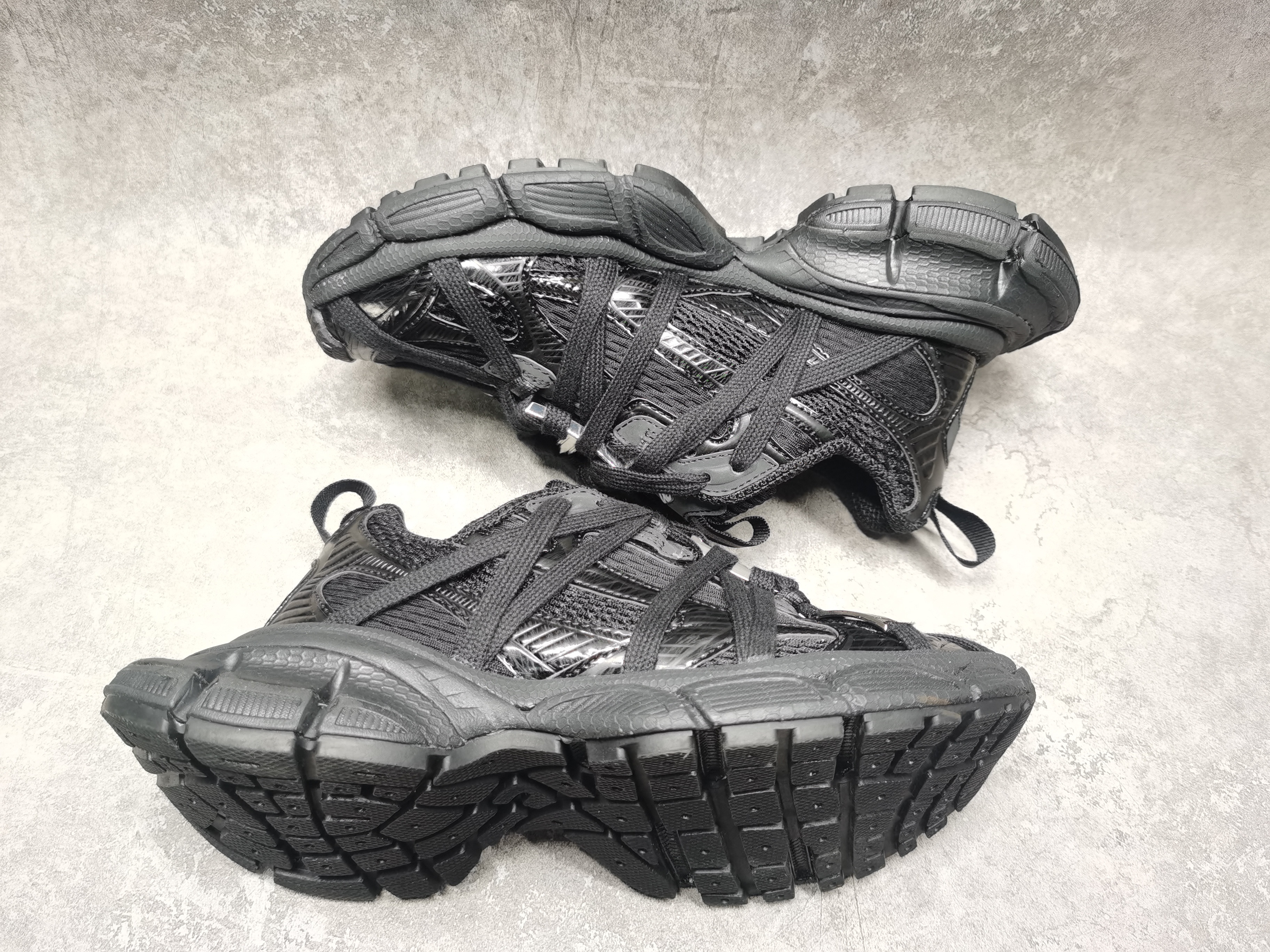 UA Balenciga 3XL Sneaker (run one size large)