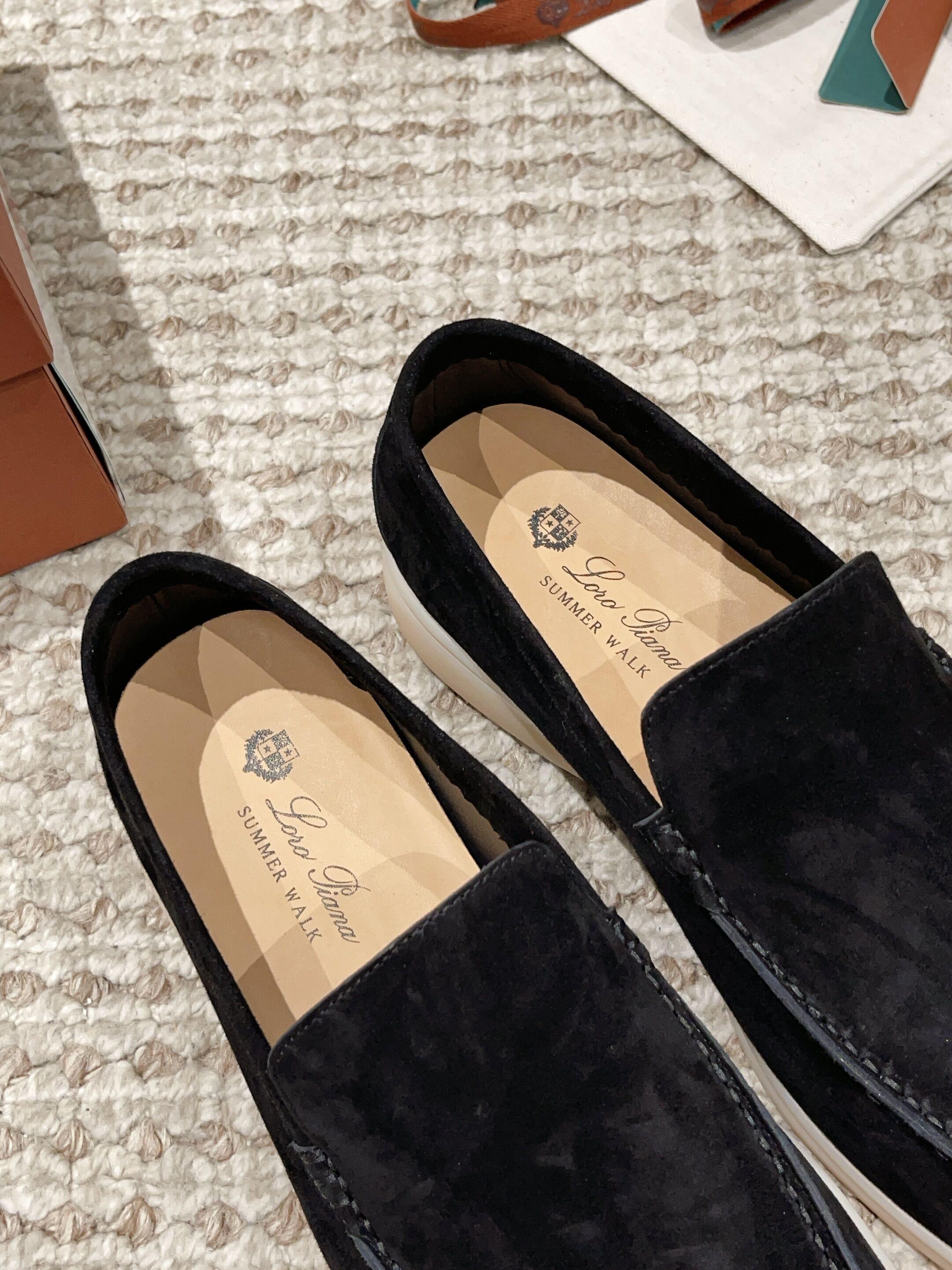 ua L**o p*ana summer walk loafers