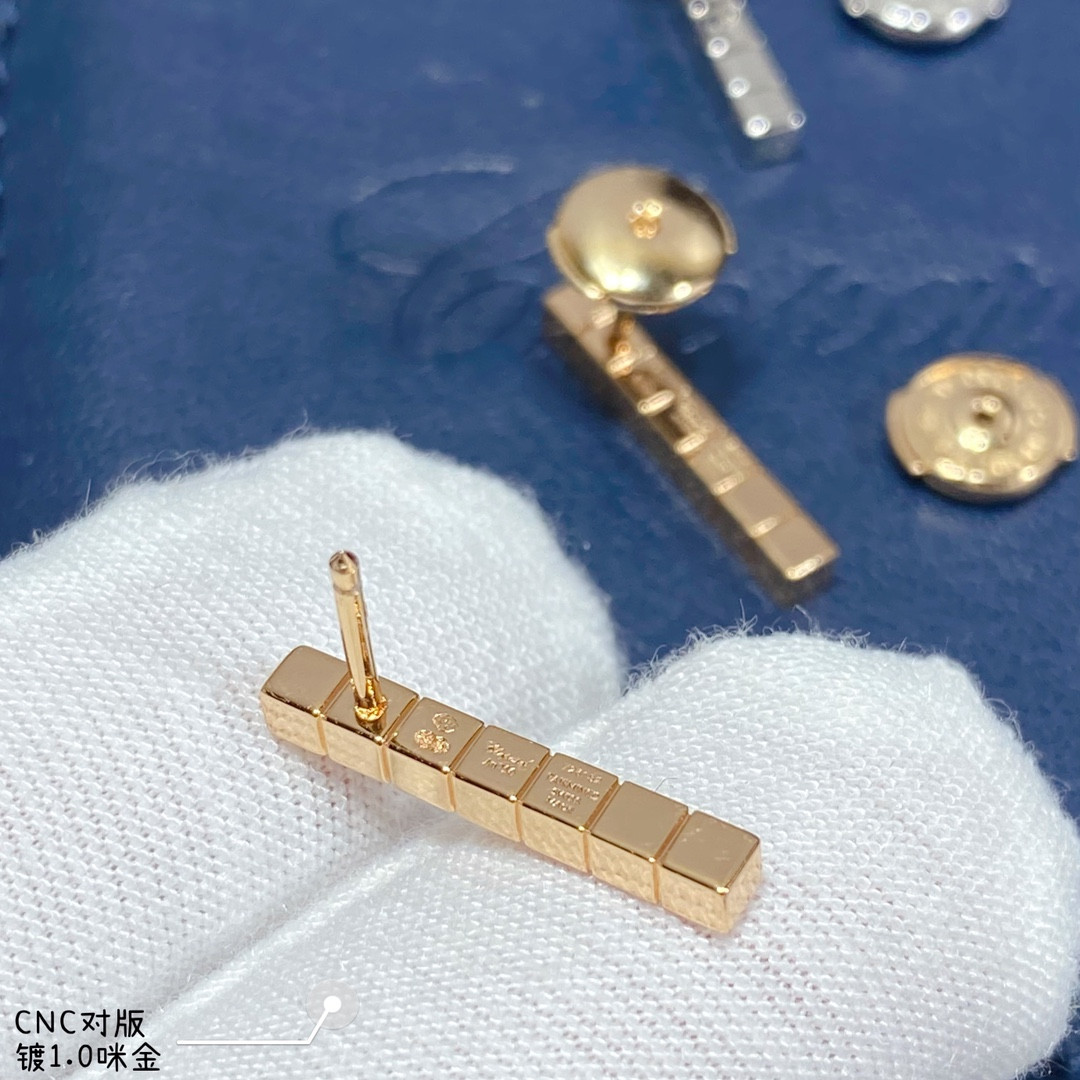 chopard full Di*m*nd bar earrings