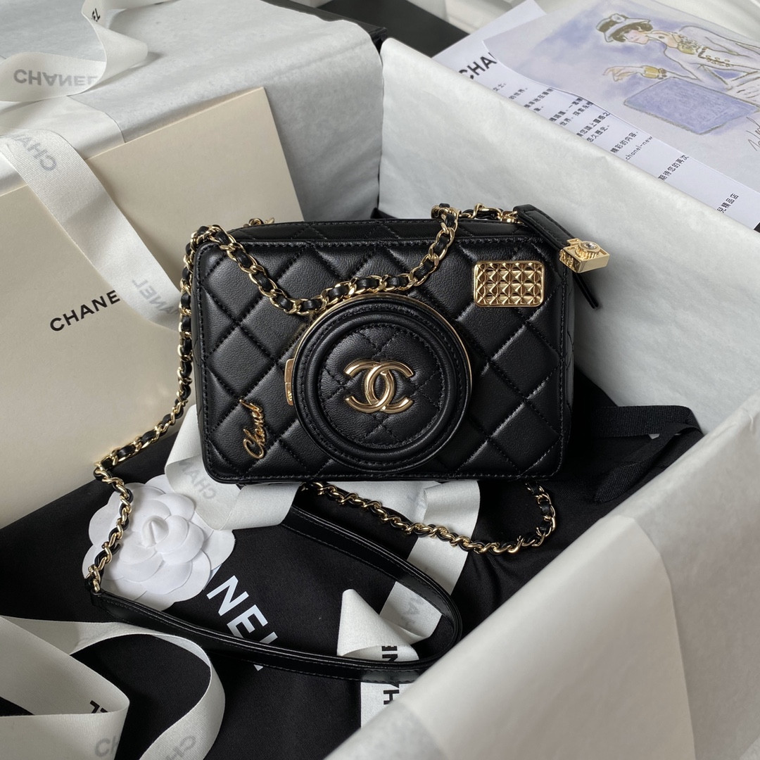 Ch*el camera bag 4.5 × 6.2 × 2.3 in