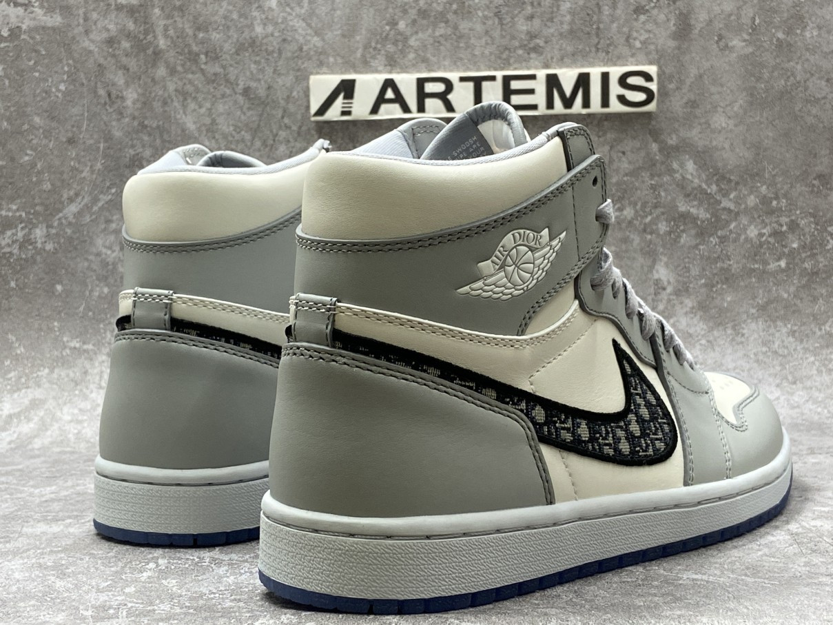 air jordan 1 retro high D*or (blue box version)