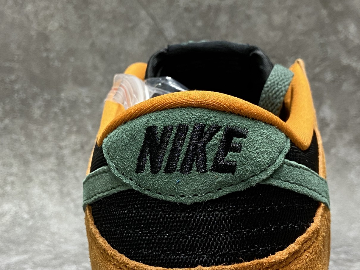 Nike Dunk Low Ceramic