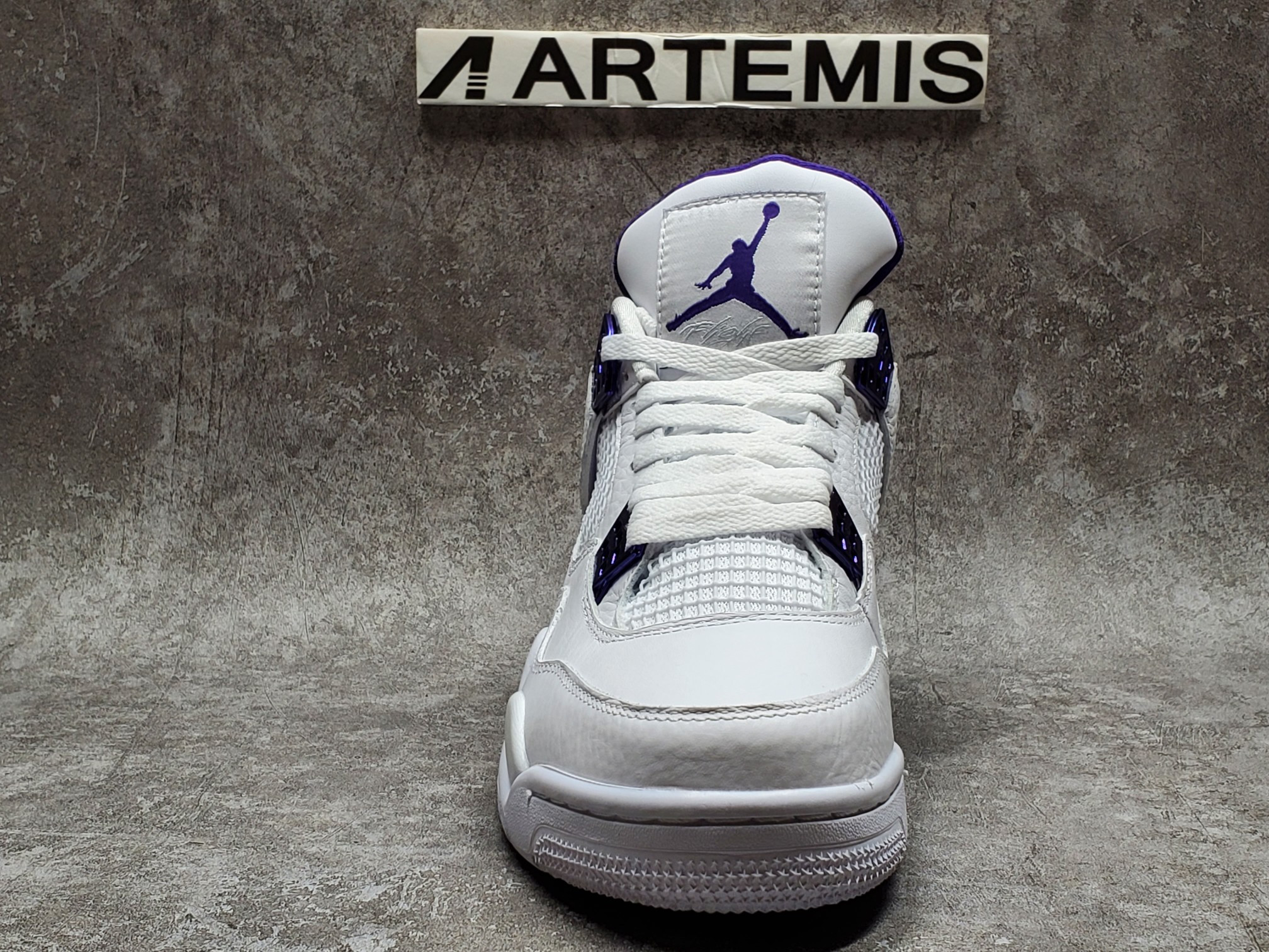 Air Jordan 4 Retro Metallic Purple