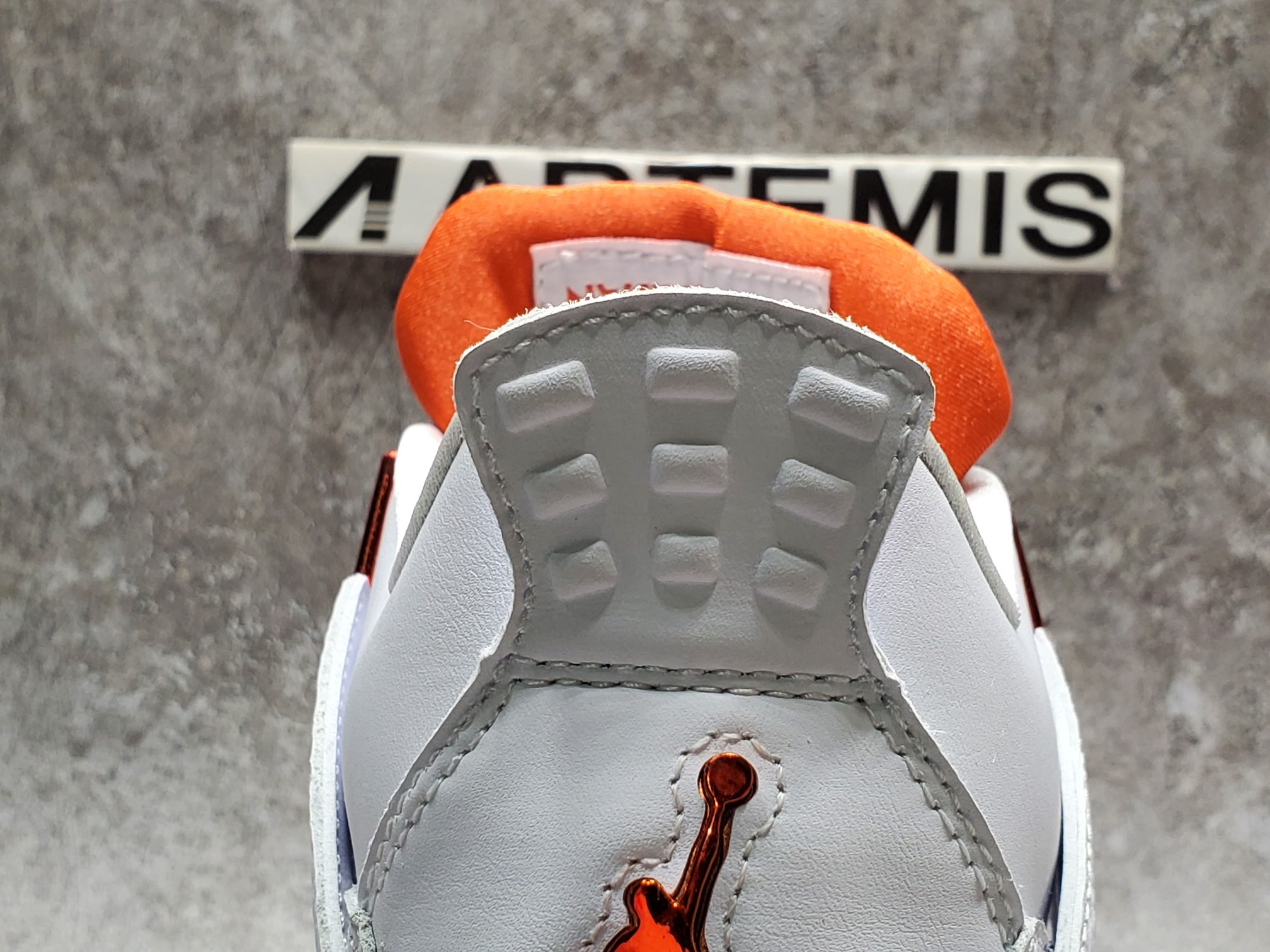 Air Jordan 4 Retro Metallic Orange