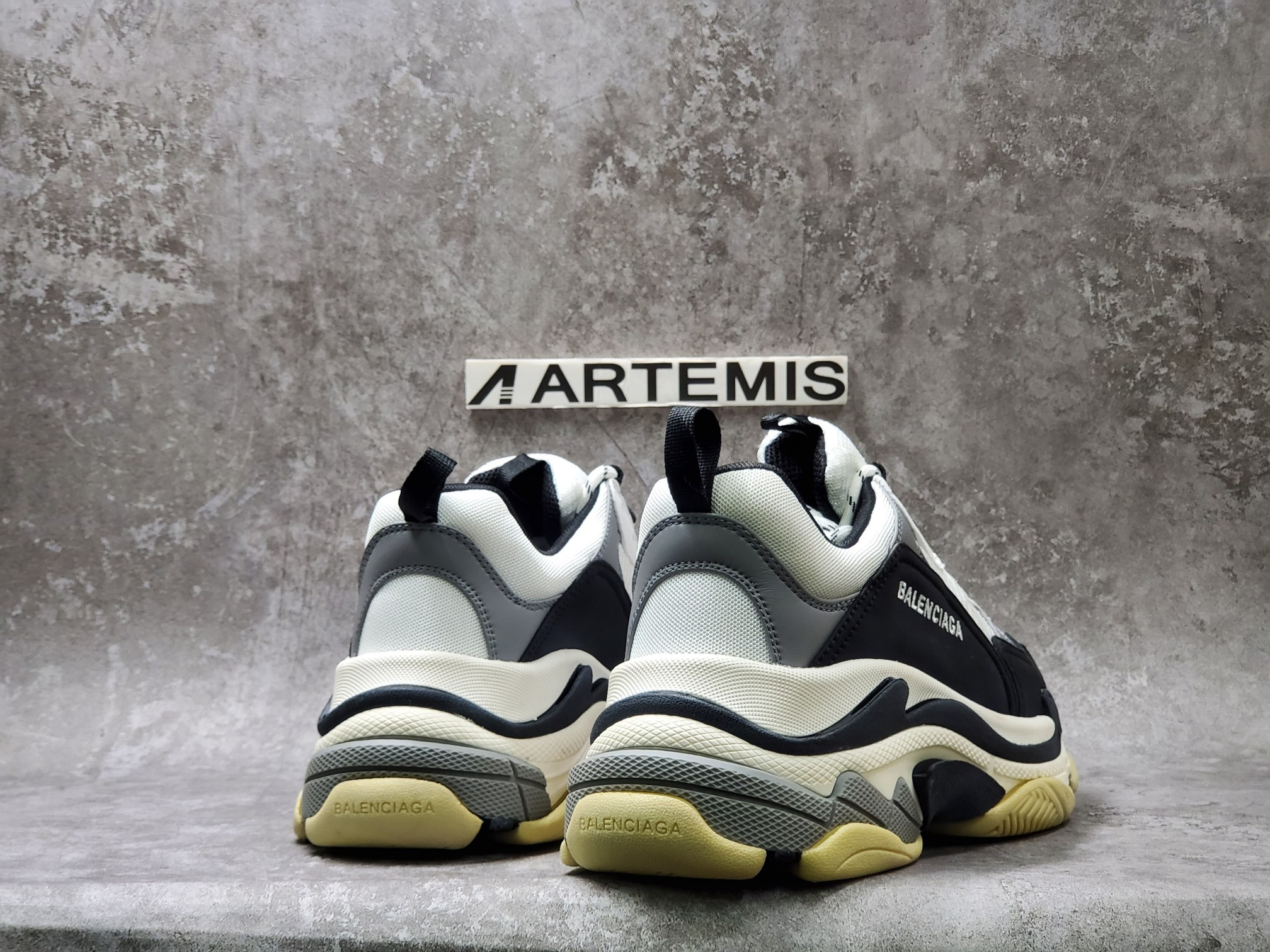 Balenciga Triple S White Black