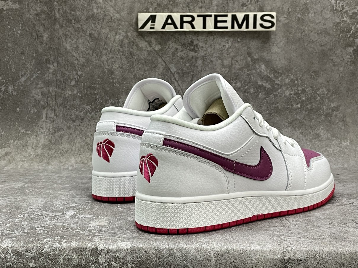 Air Jordan 1 Low White True Berry