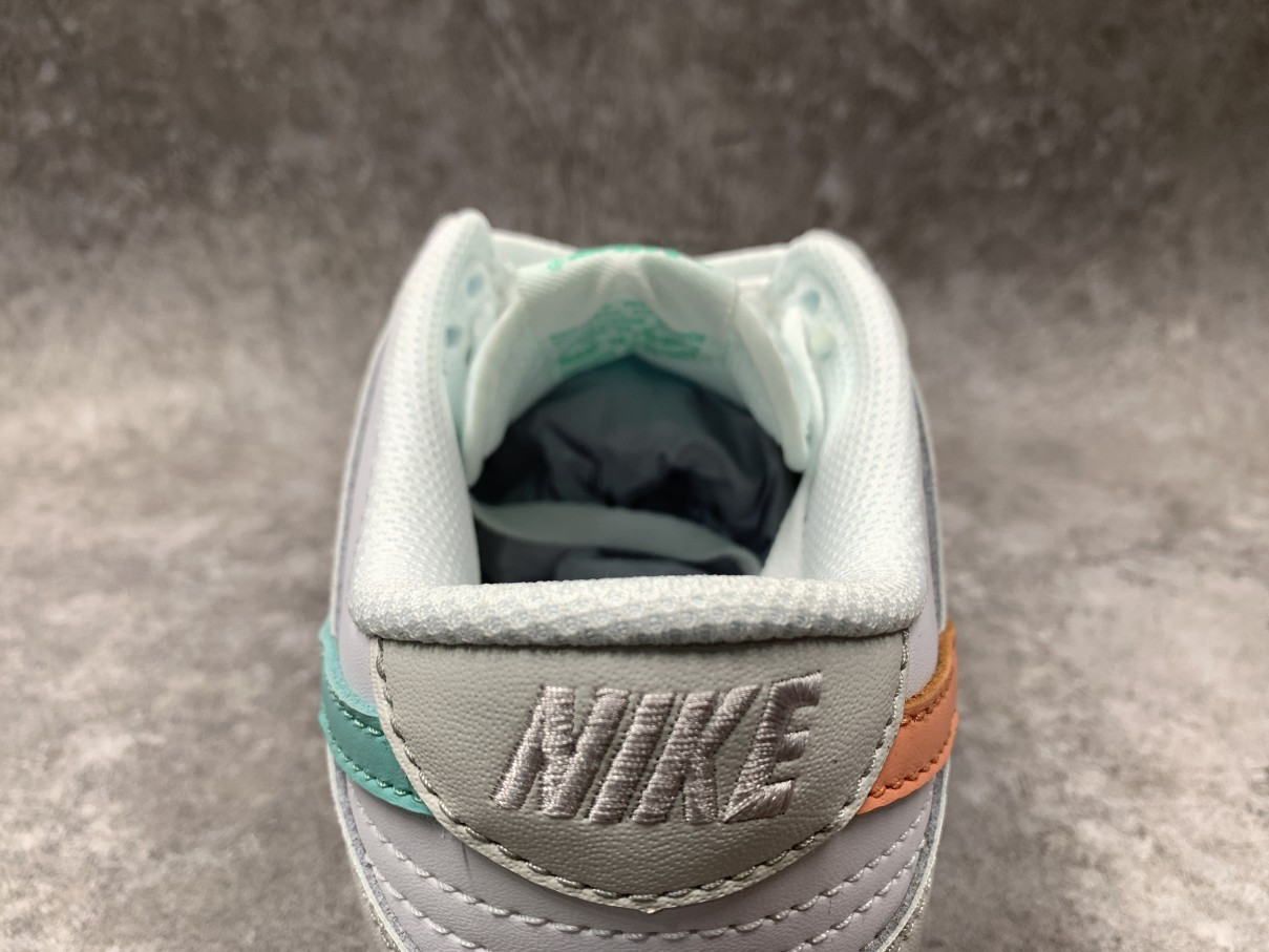 Nike Dunk Low Tropical Twist