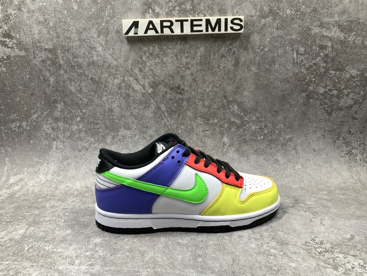 Nike Dunk Low Green Strike