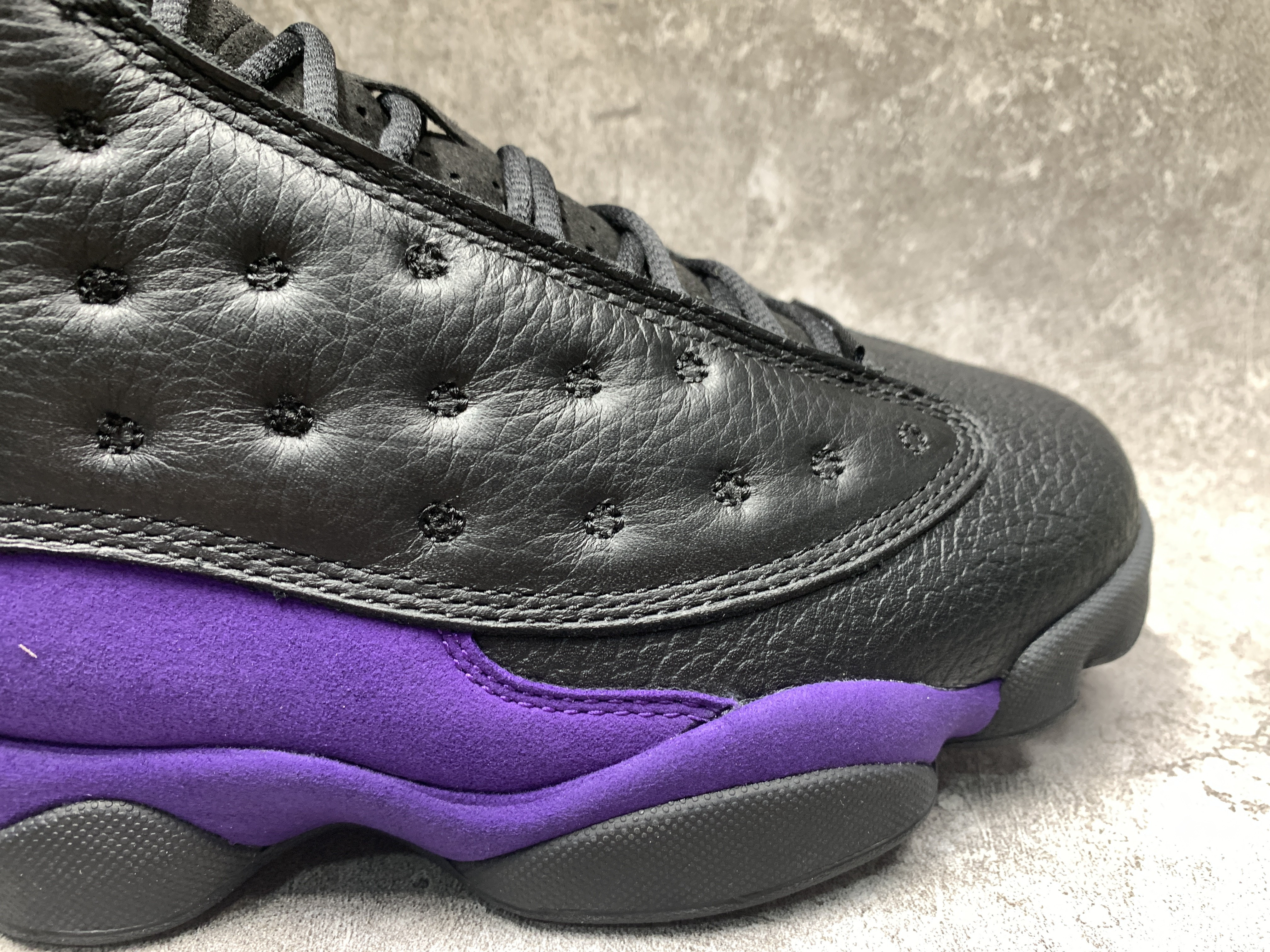 Air Jordan 13 Retro Court Purple