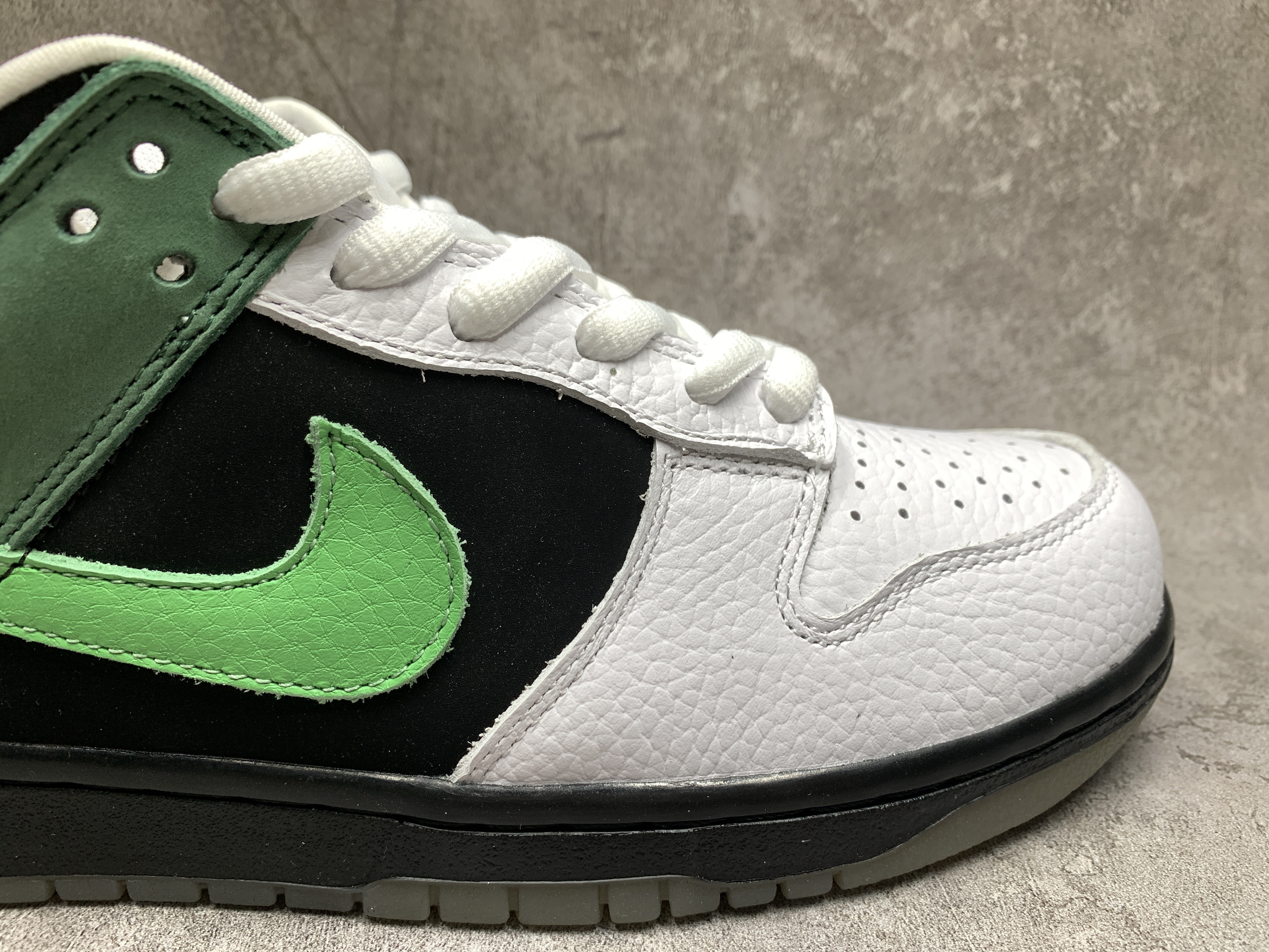 Nike Dunk Low Premium SB C & K