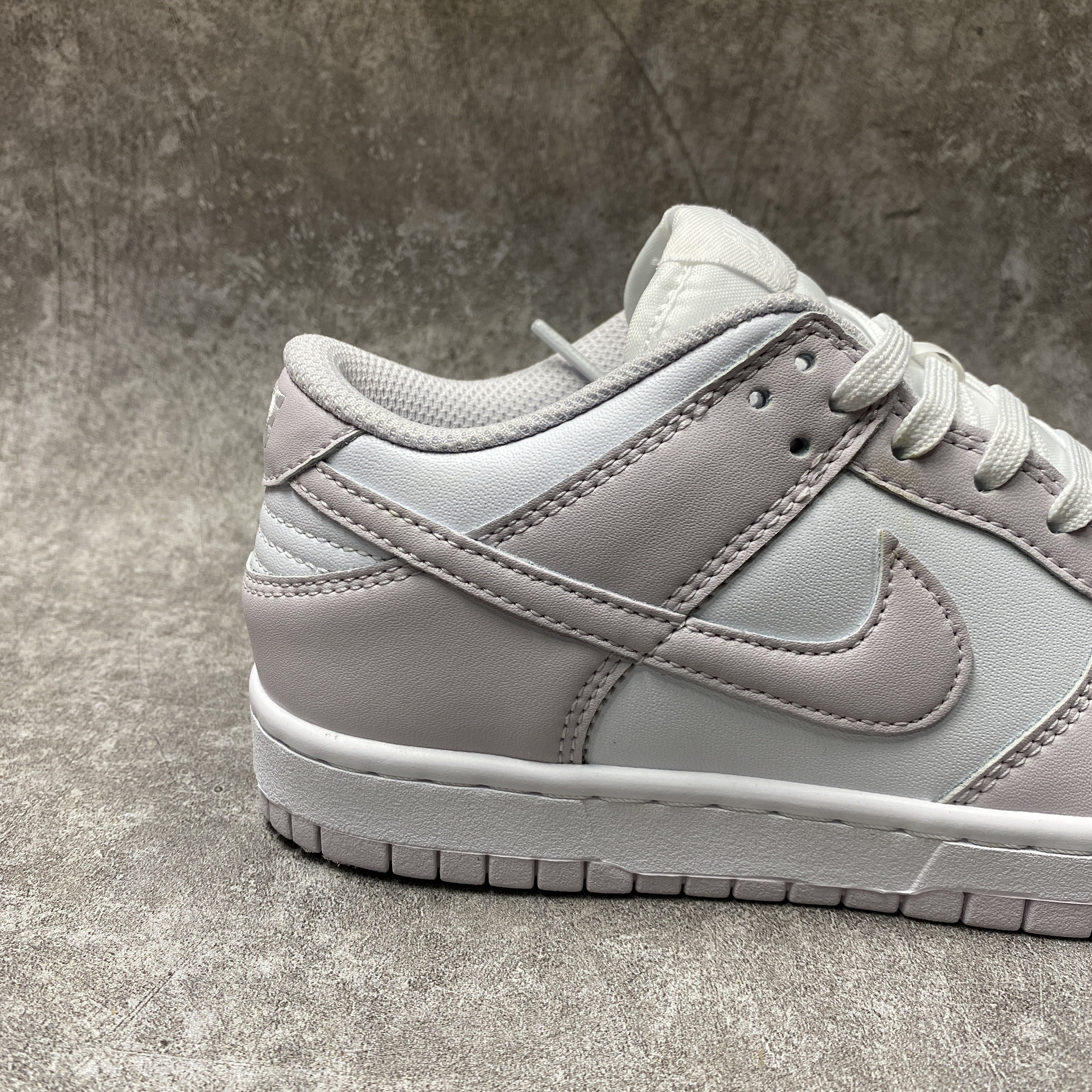 Nike Dunk Low Light Violet