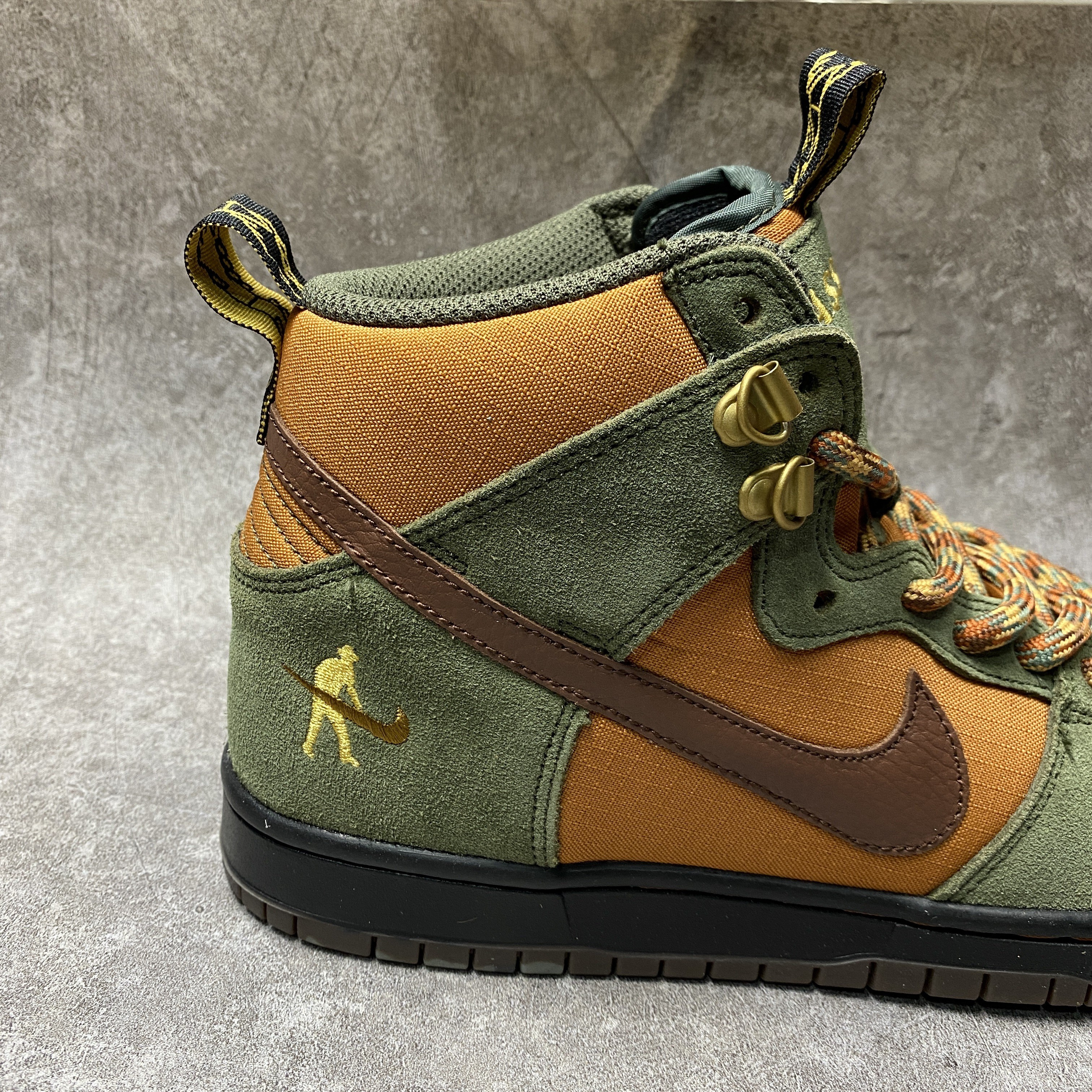 Pass-Port X Nike SB Dunk High Emerald Green Orange